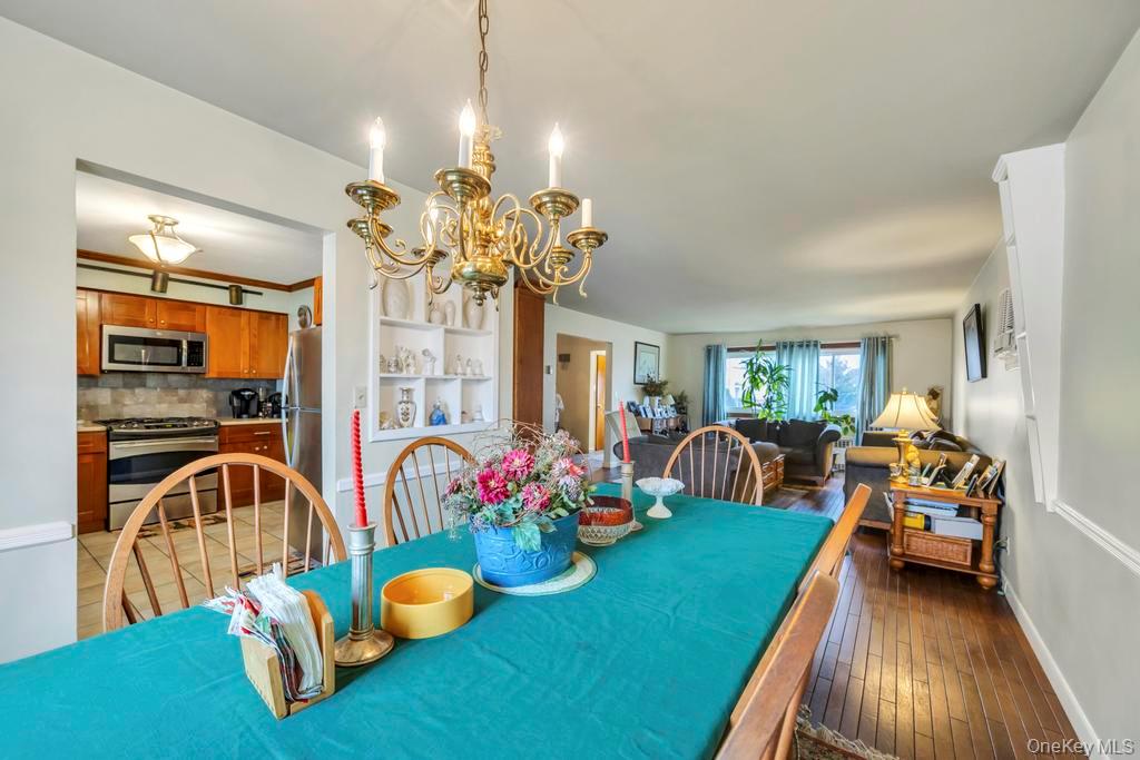 #17 photo, 7 N Terrace Place, नासाउ काउंटी Valley Stream , NY 11580