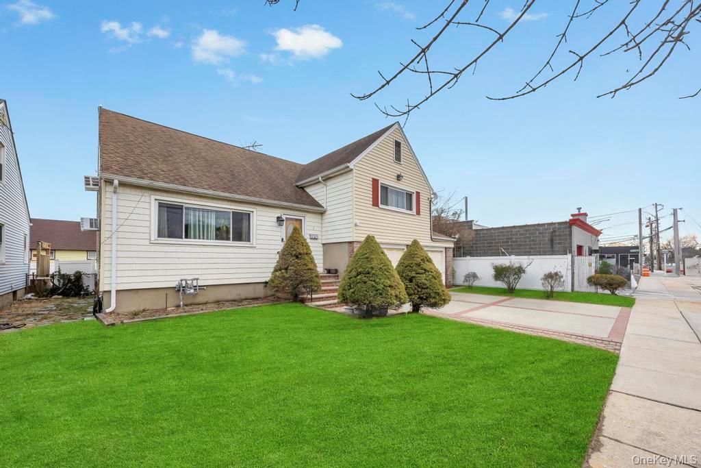 #3 photo, 7 N Terrace Place, नासाउ काउंटी Valley Stream , NY 11580