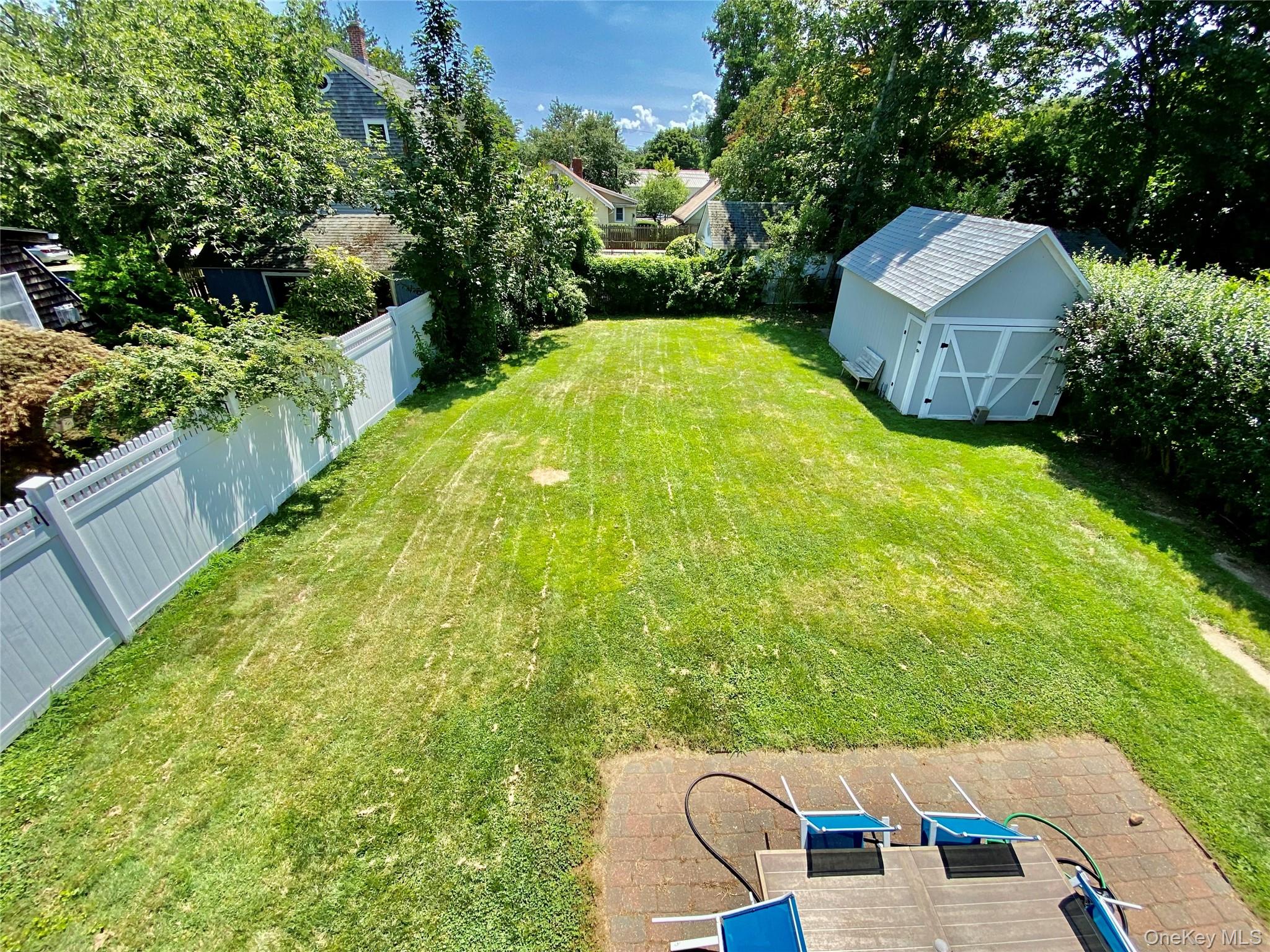 #2 photo, 880 Wiggins Street, Greenport , NY 11944