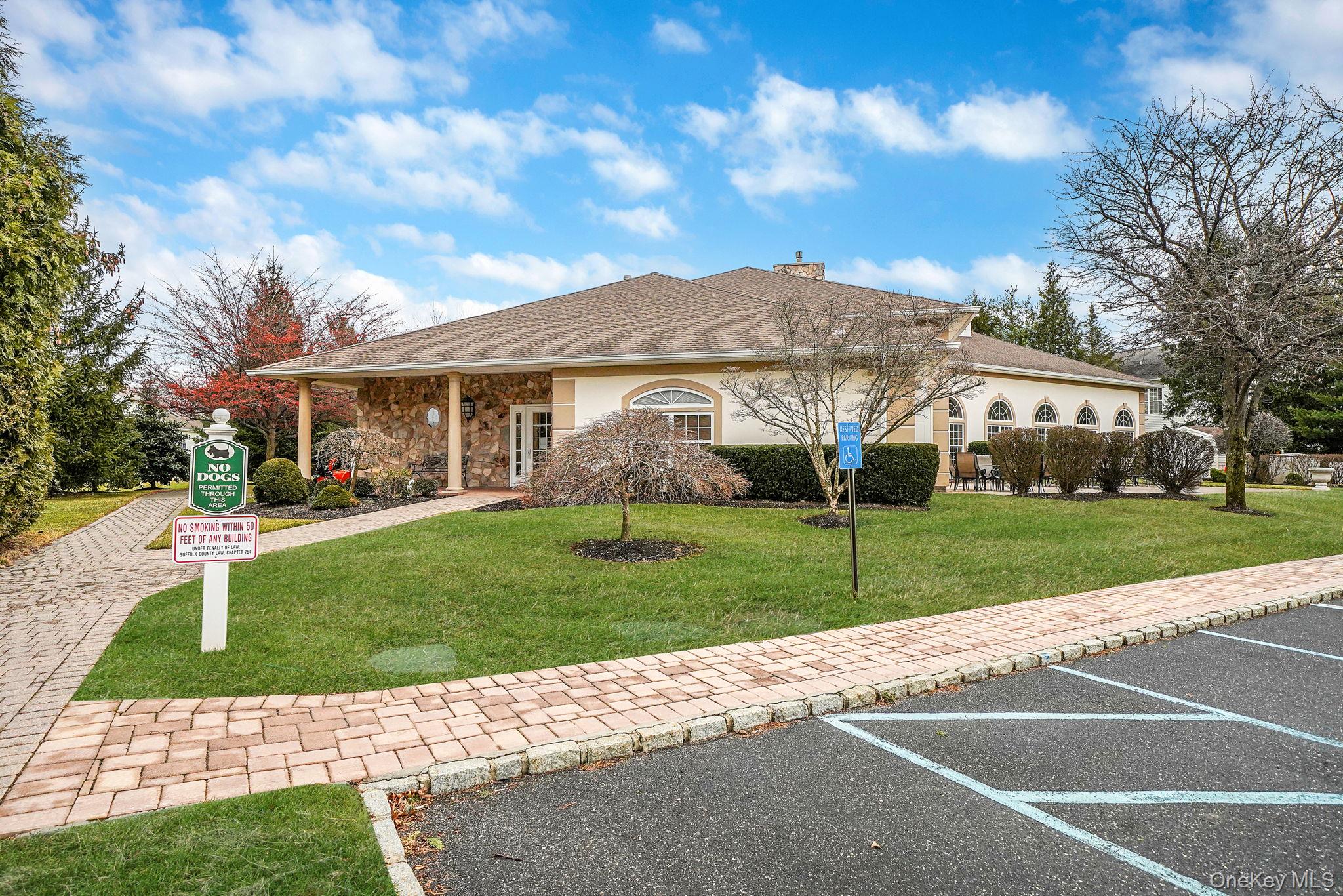 #15 photo, 109 Constantine Way, Mount Sinai , NY 11766