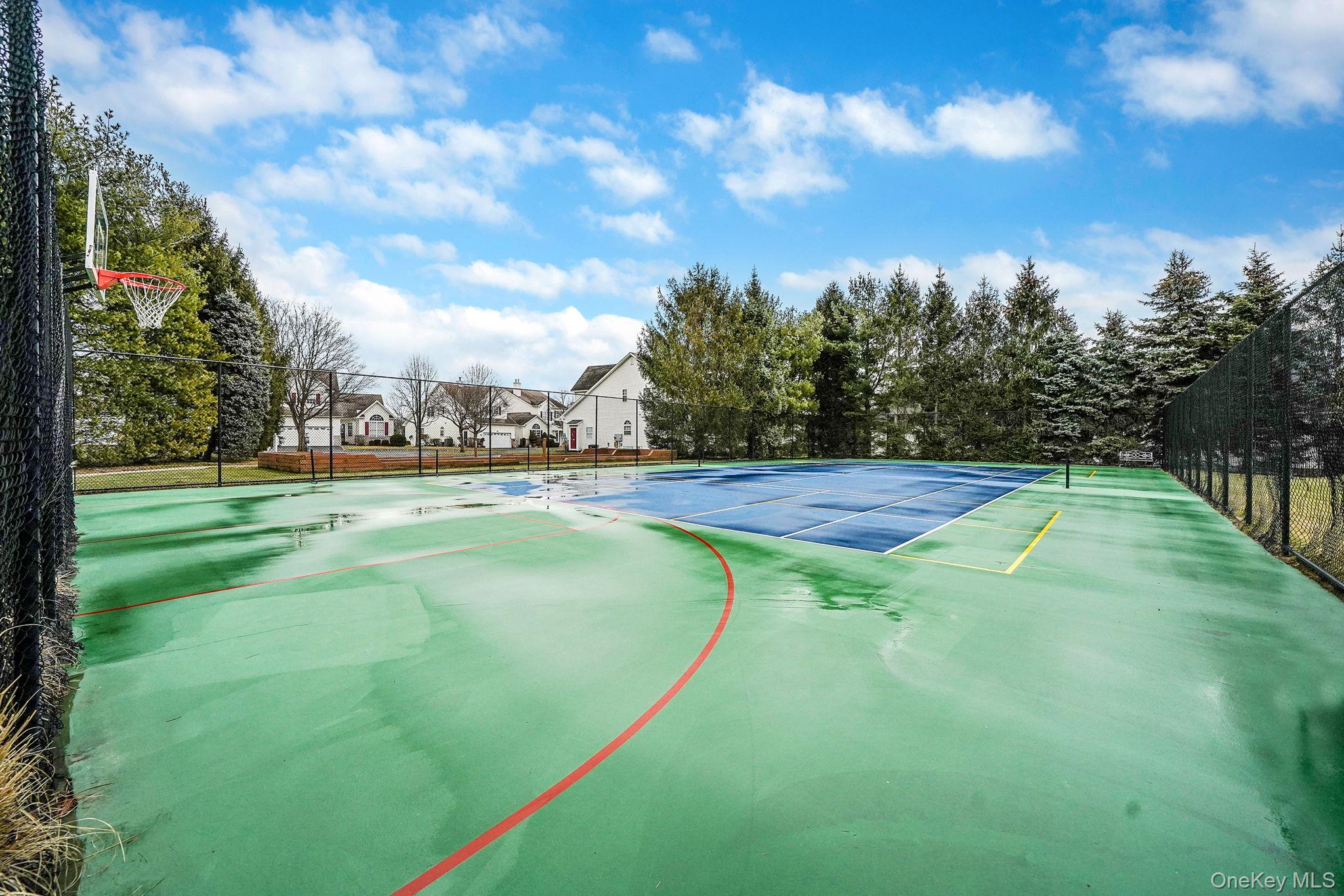 #19 photo, 109 Constantine Way, Mount Sinai , NY 11766