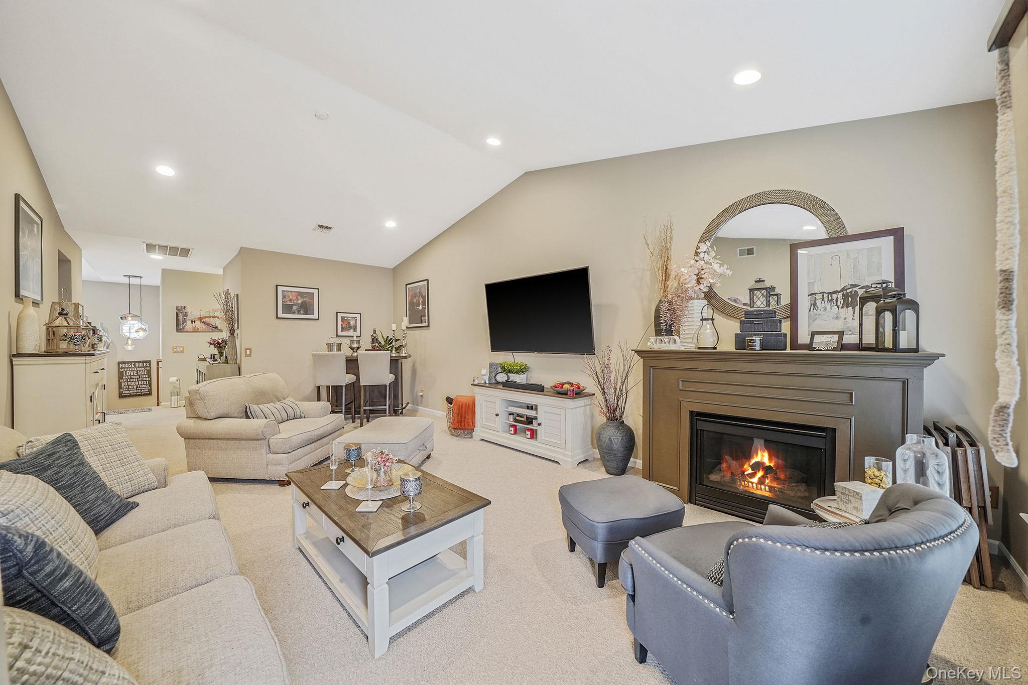 #3 photo, 109 Constantine Way, Mount Sinai , NY 11766