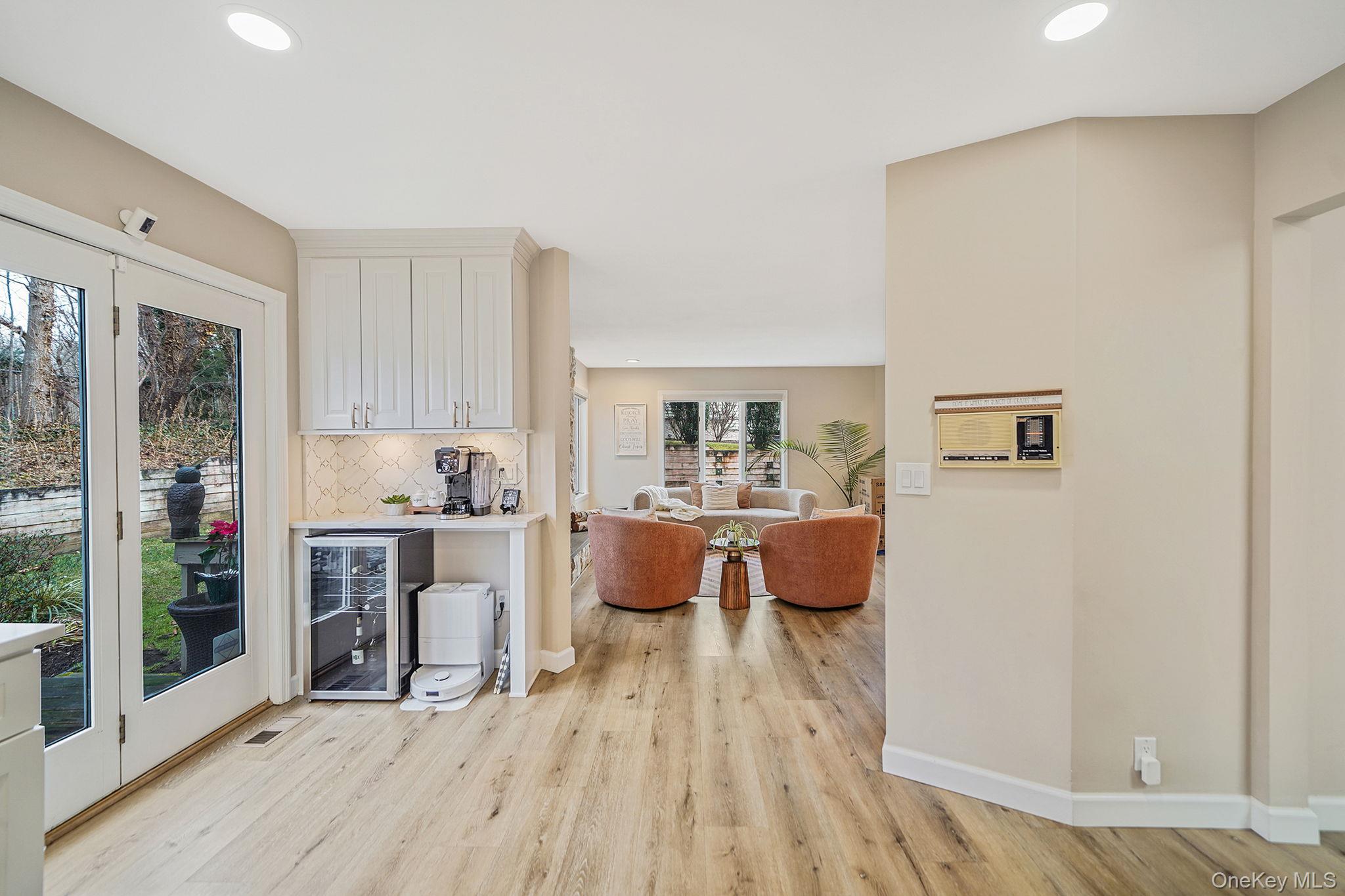 #13 photo, 6 Stone Gate Court, 東長島 Smithtown , NY 11787