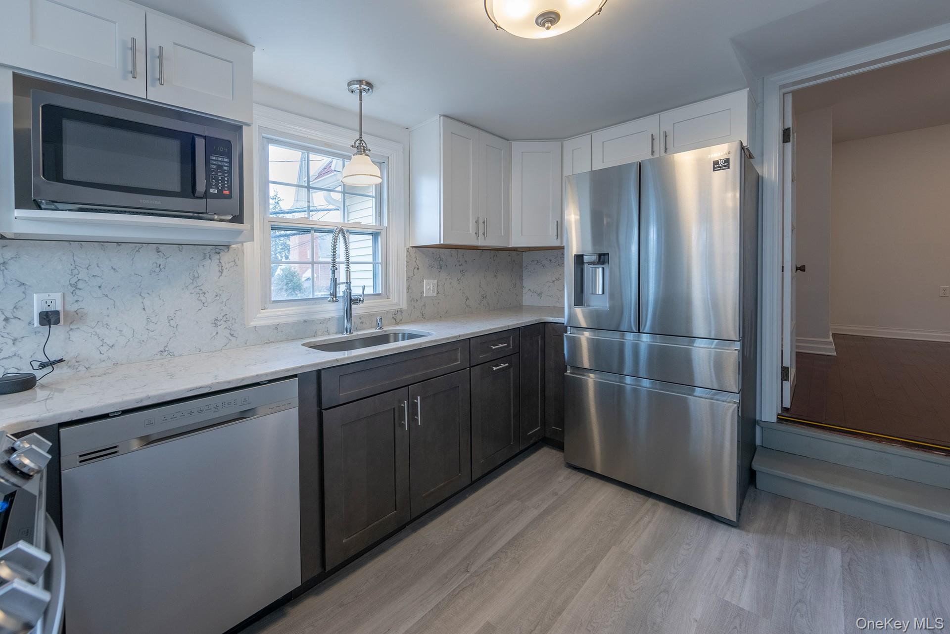 #15 photo, 17 Church Street, Beacon , NY 12508