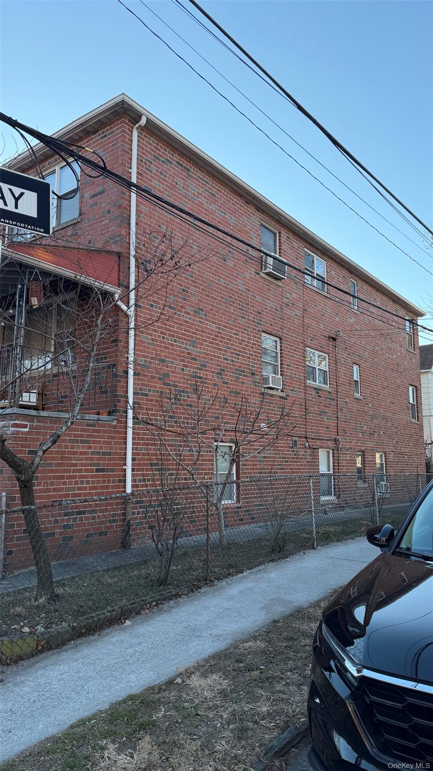 #2 photo, 2874 Roberts Avenue, 布朗士 Bronx , NY 10461