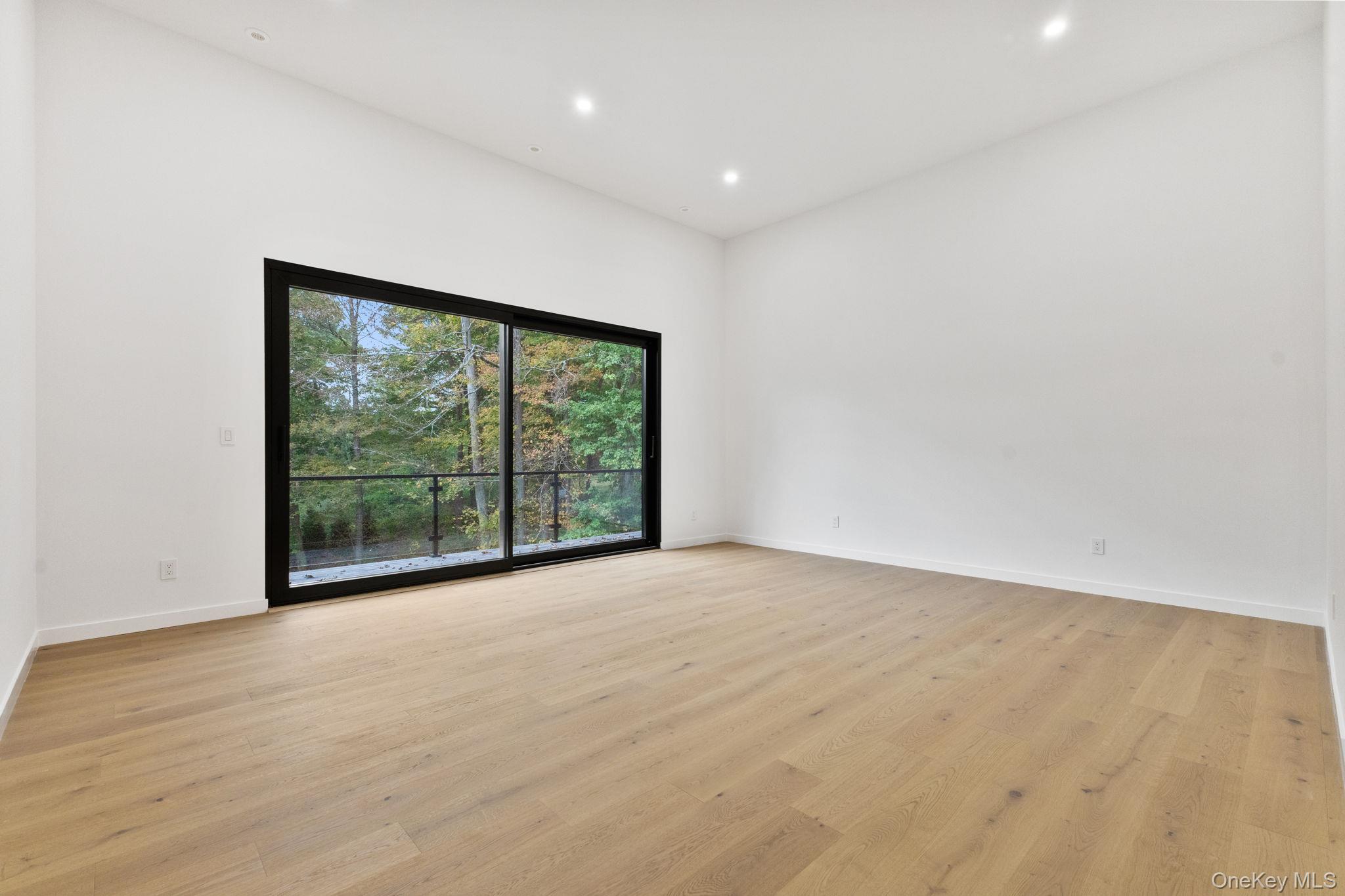 #14 photo, 10 East Lane, Armonk , NY 10504