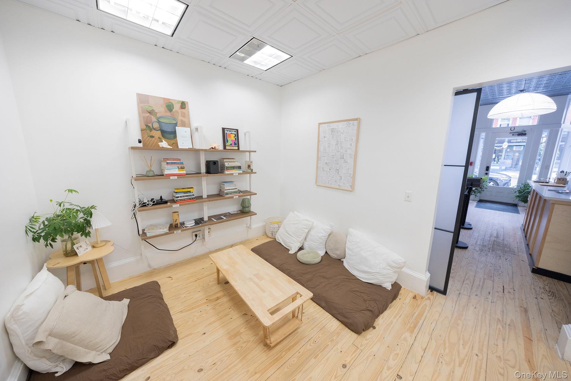 #10 photo, 179 Main Street, Beacon , NY 12508