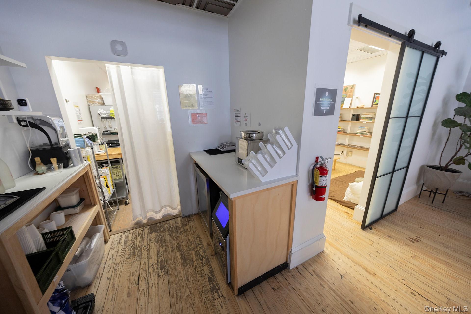 #8 photo, 179 Main Street, Beacon , NY 12508