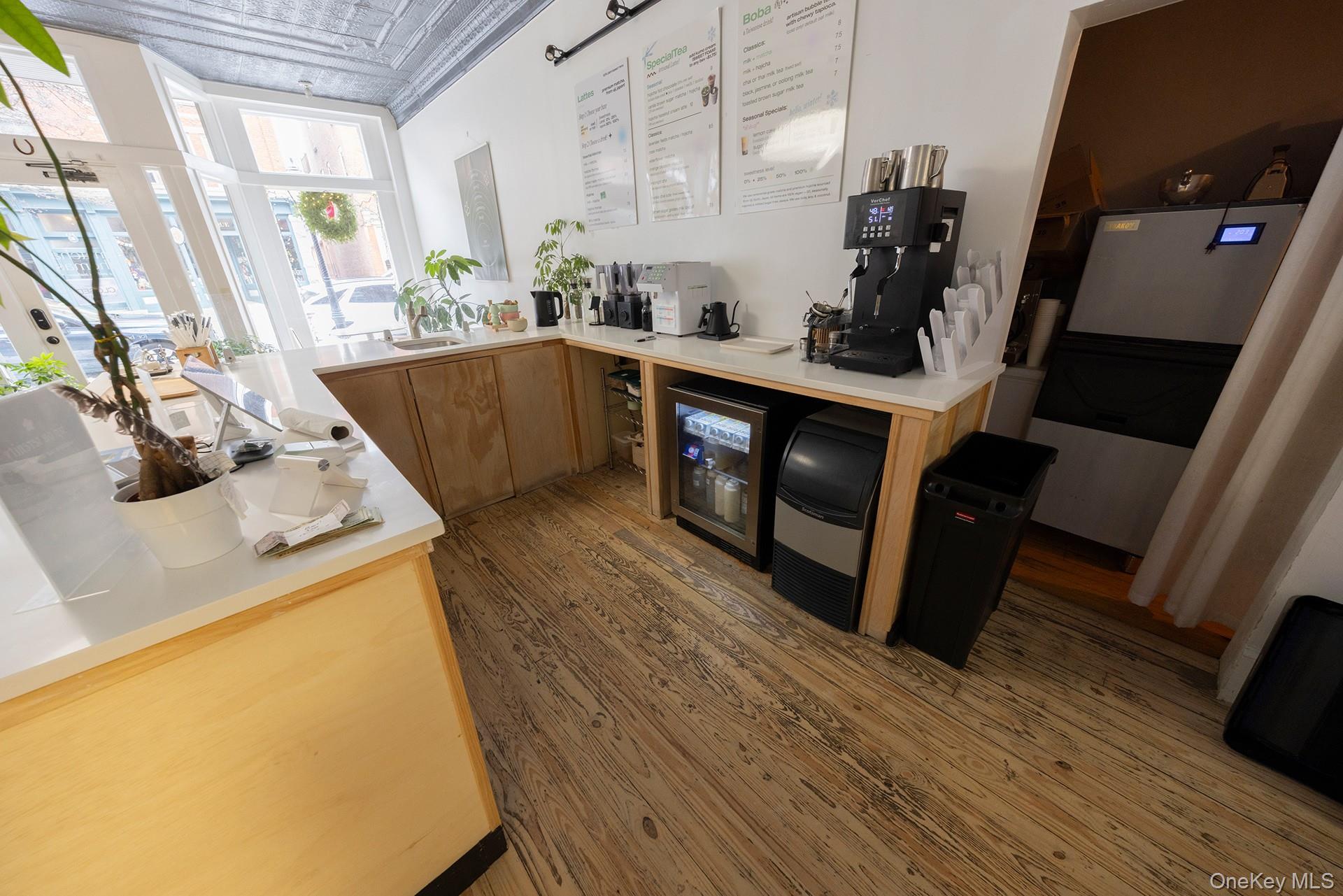 #9 photo, 179 Main Street, Beacon , NY 12508