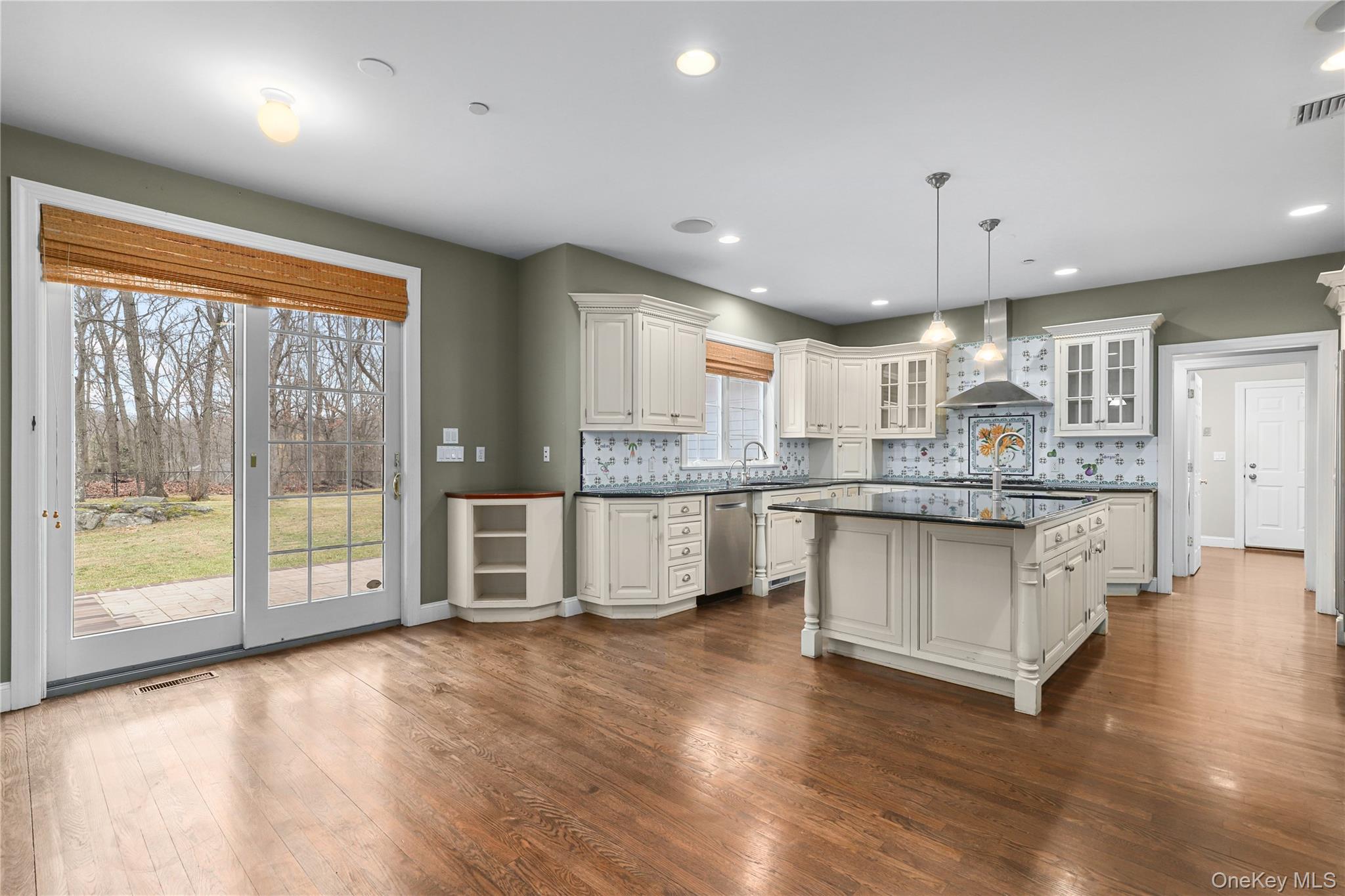 #12 photo, 18 Shelley Lane, West Harrison , NY 10604