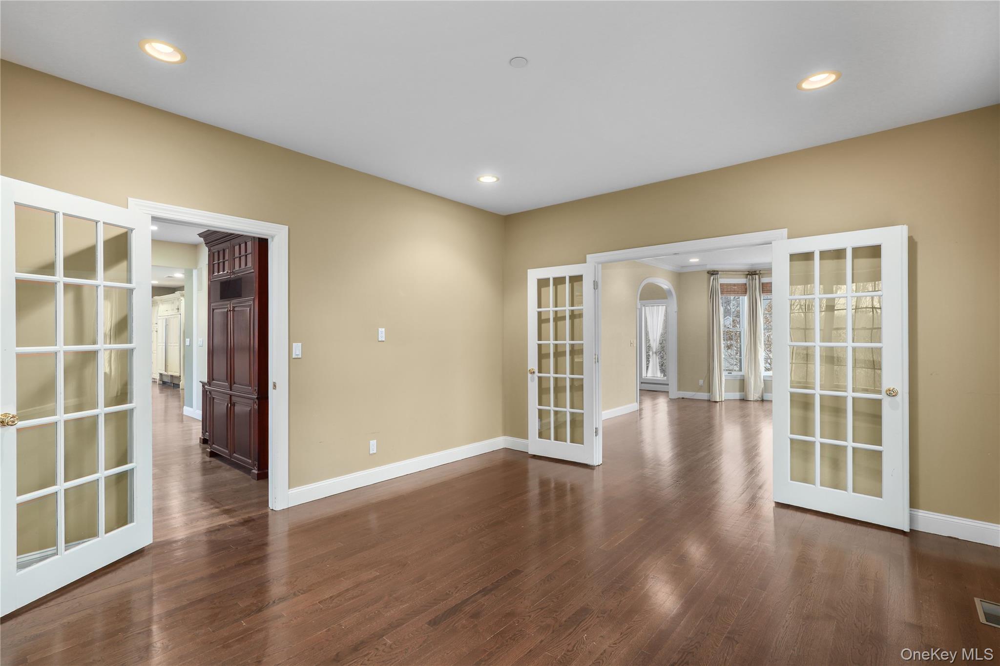 #9 photo, 18 Shelley Lane, West Harrison , NY 10604