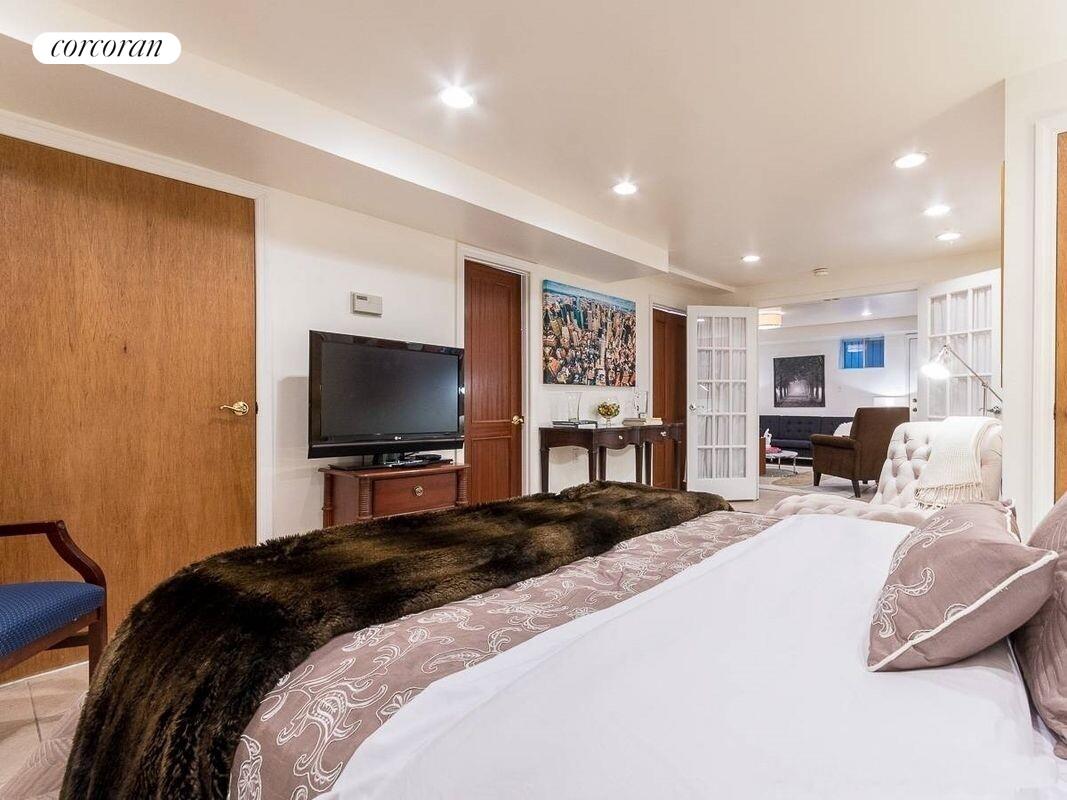 #15 photo, 179 GREENE Avenue, Clinton Hill , NY 11238