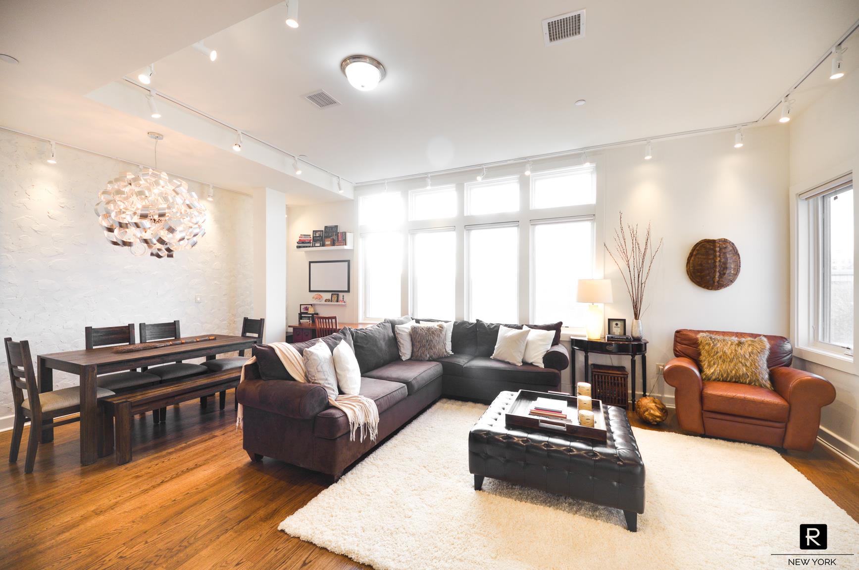 #9 photo, 90 Bay Street Landing, New York City , NY 10301