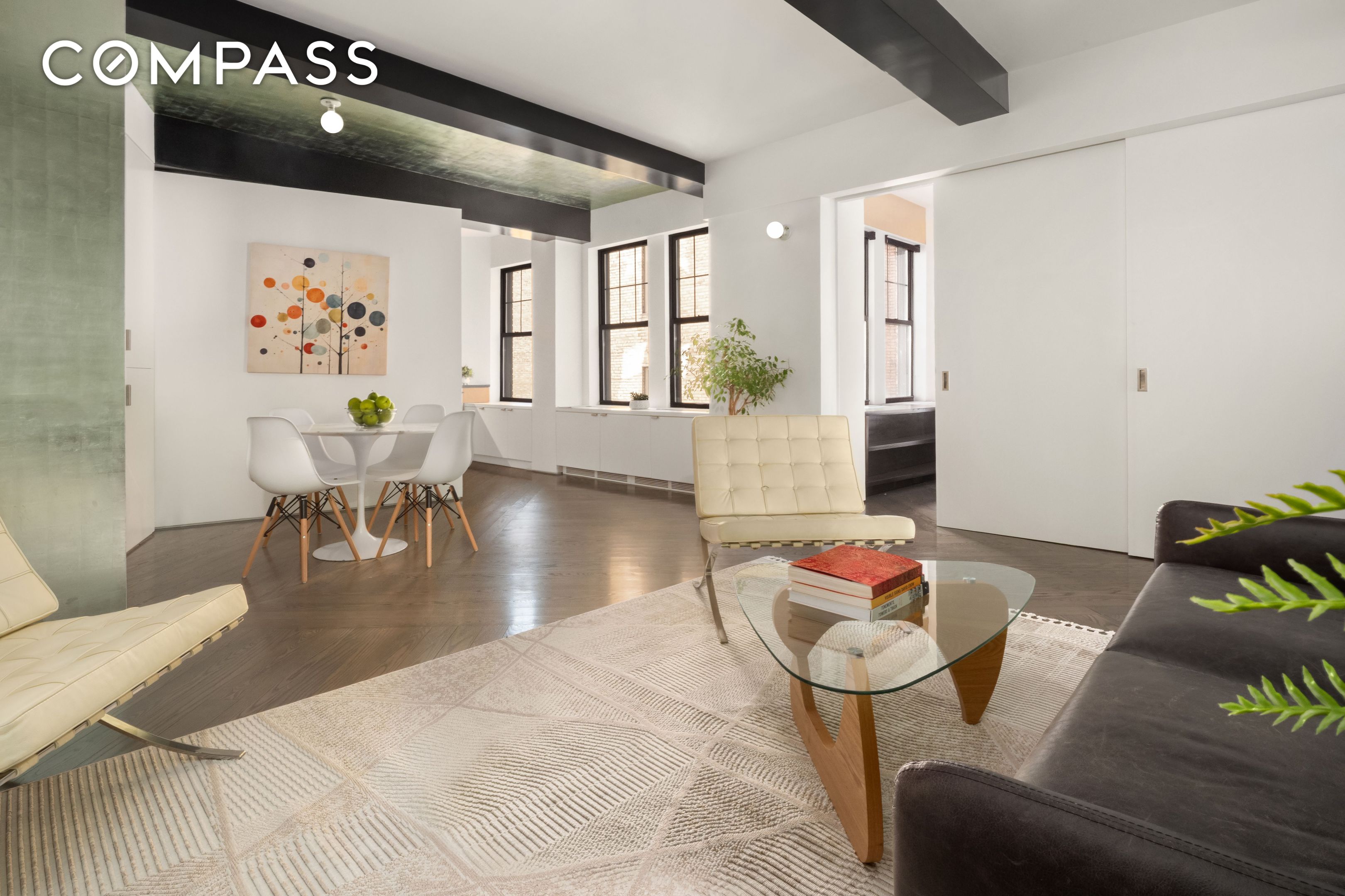 #10 photo, 170 2nd Avenue, East Village , NY 10003