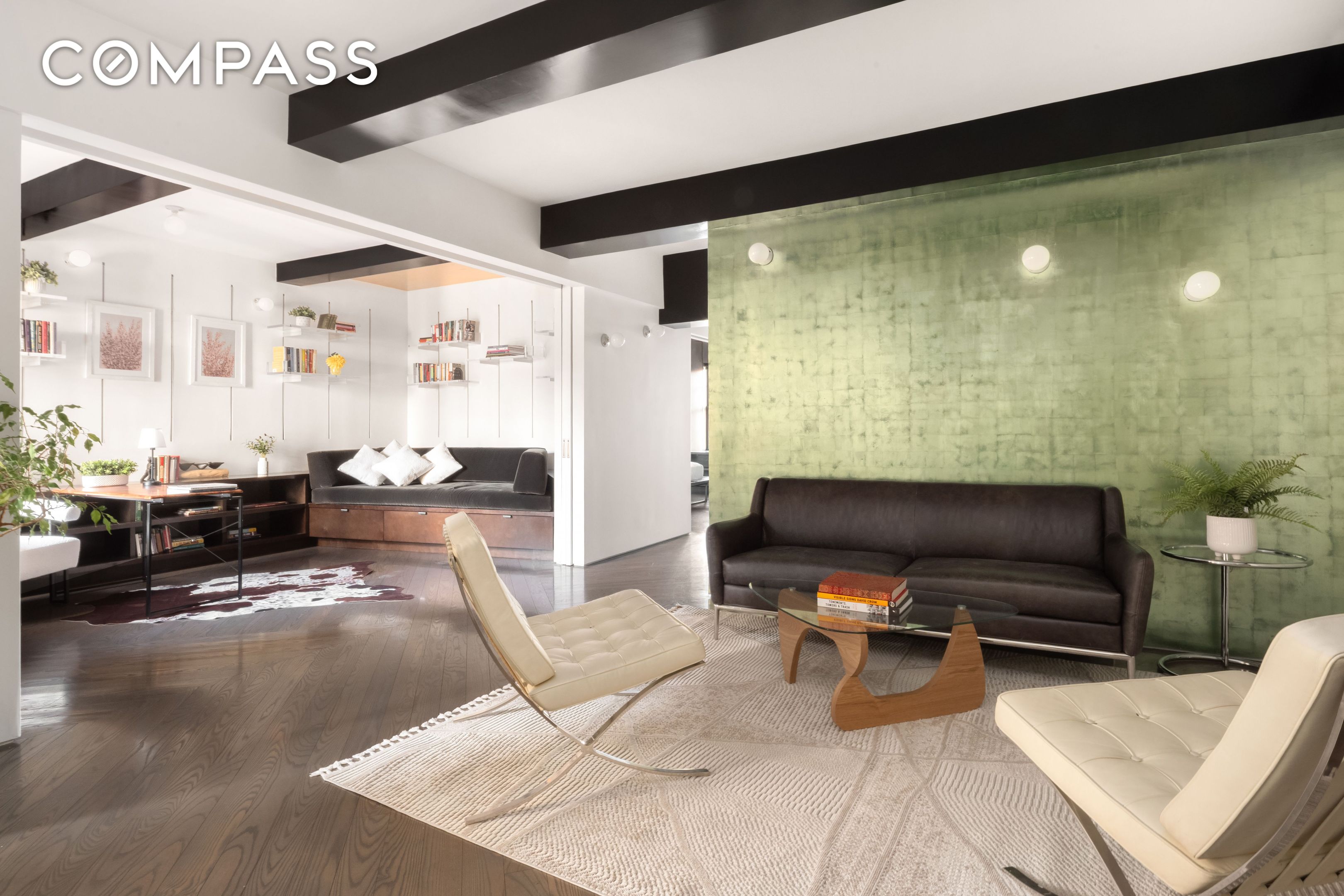 #4 photo, 170 2nd Avenue, East Village , NY 10003