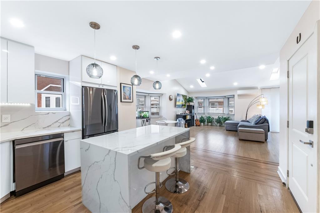 #4 photo, 15 Cove Lane, Georgetown , NY 11234