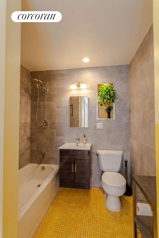 #5 photo, 310 E 46TH Street, Turtle Bay , NY 10017