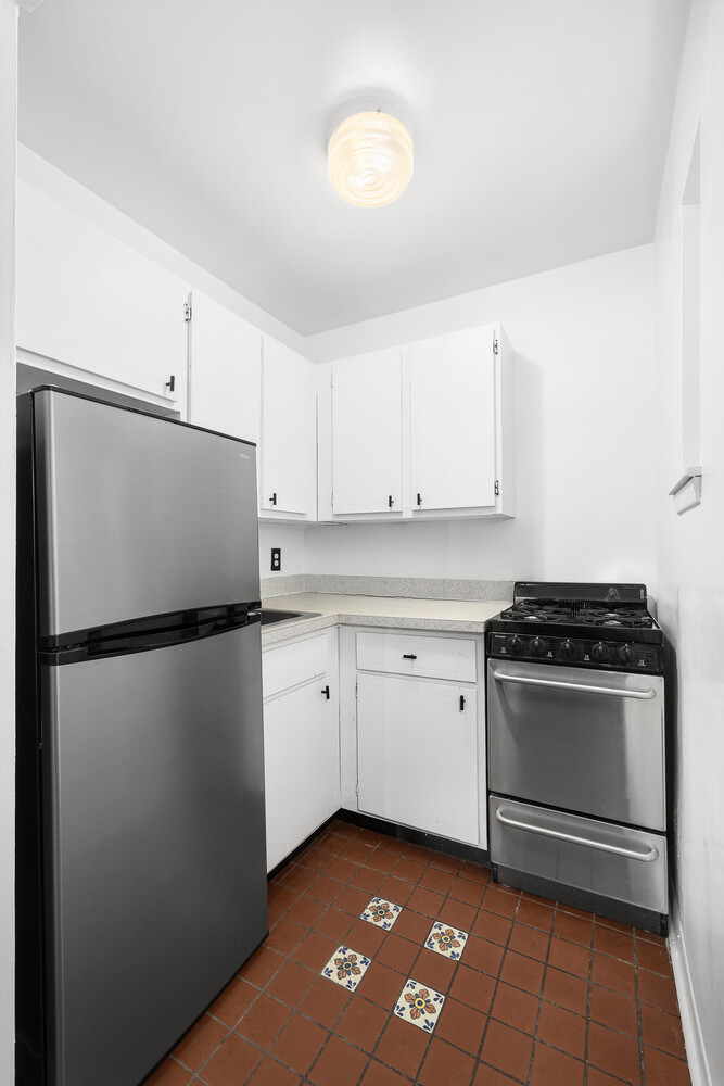 #5 photo, 521 E 88TH Street, Манхэттен ‖ Yorkville , NY 10128