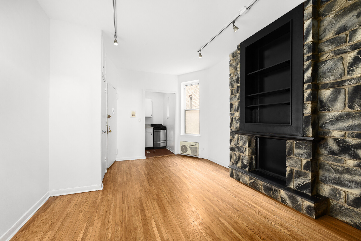 #6 photo, 521 E 88TH Street, Манхэттен ‖ Yorkville , NY 10128