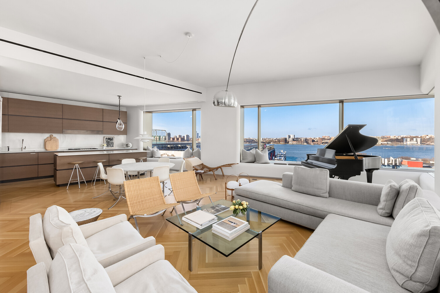 #5 photo, 551 W 21ST Street, मैनहटन Chelsea , NY 10011