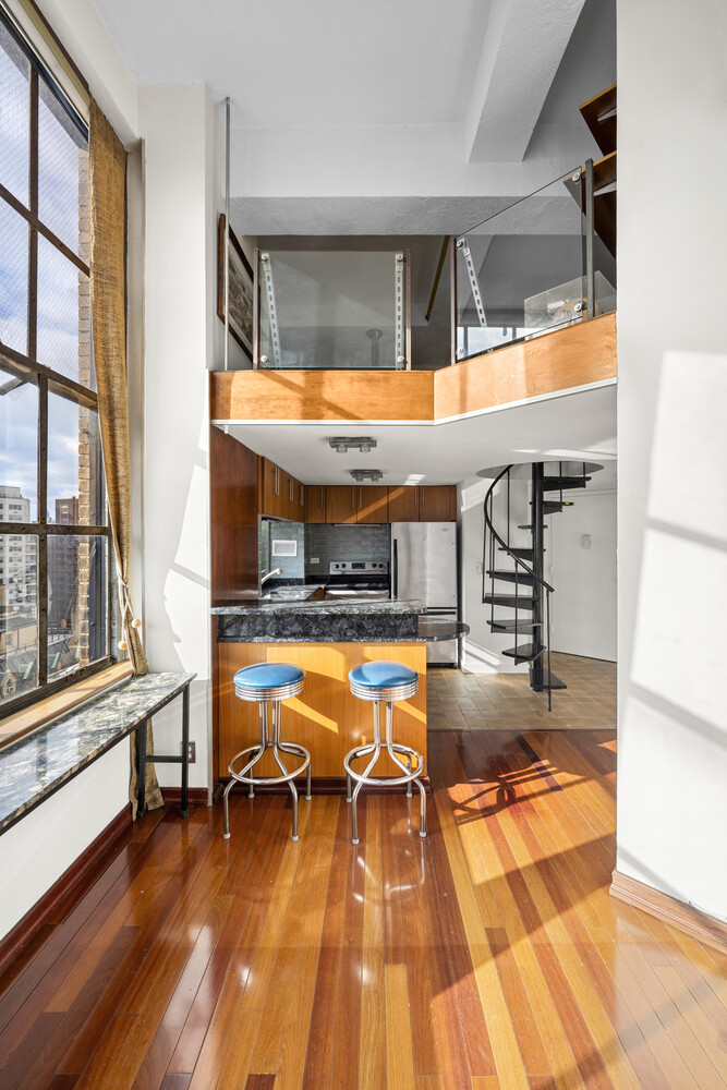 #6 photo, 111 4TH Avenue, 曼哈頓 East Village , NY 10003