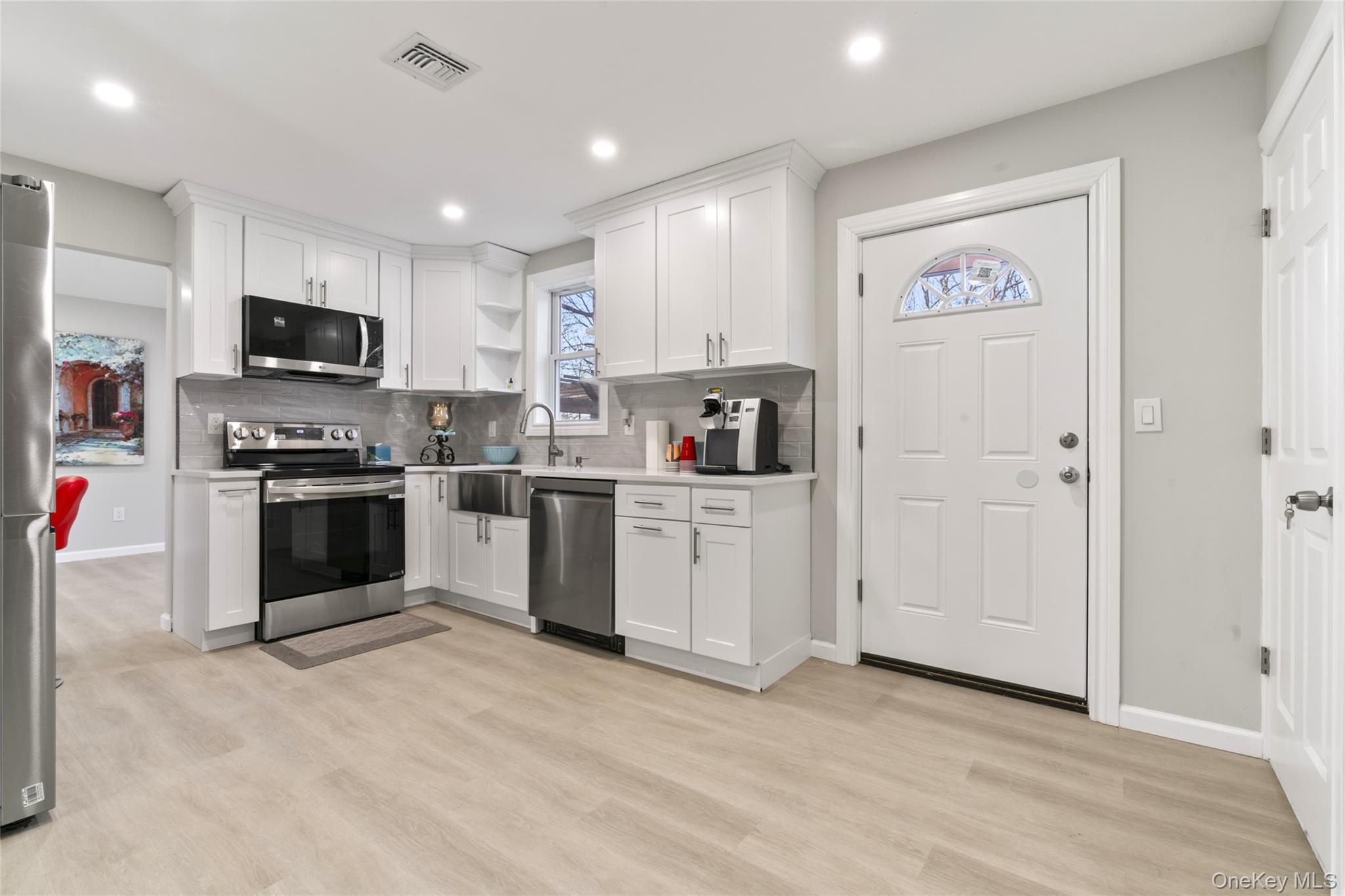 #12 photo, 15 Bellaire Drive, Ridge , NY 11961