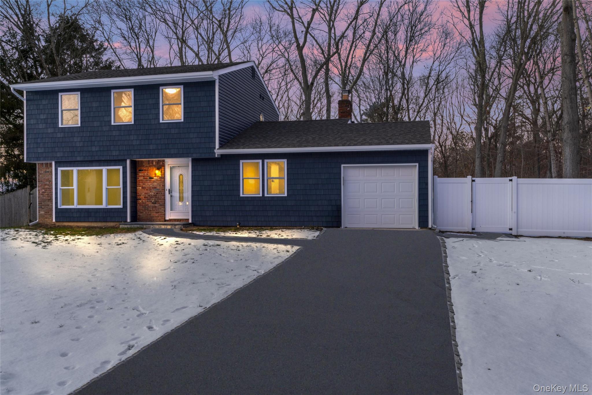 #3 photo, 15 Bellaire Drive, Ridge , NY 11961