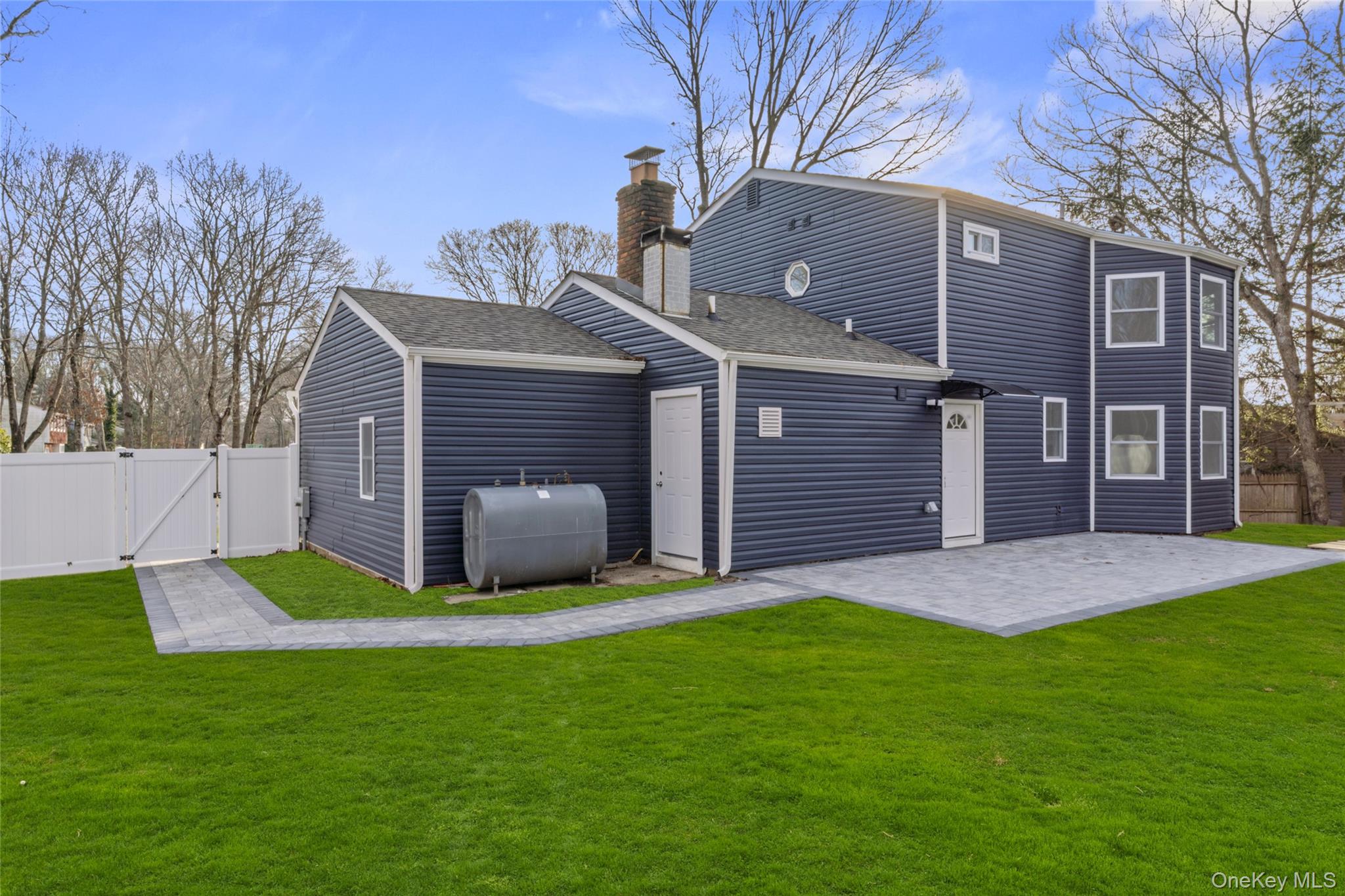 #4 photo, 15 Bellaire Drive, Ridge , NY 11961