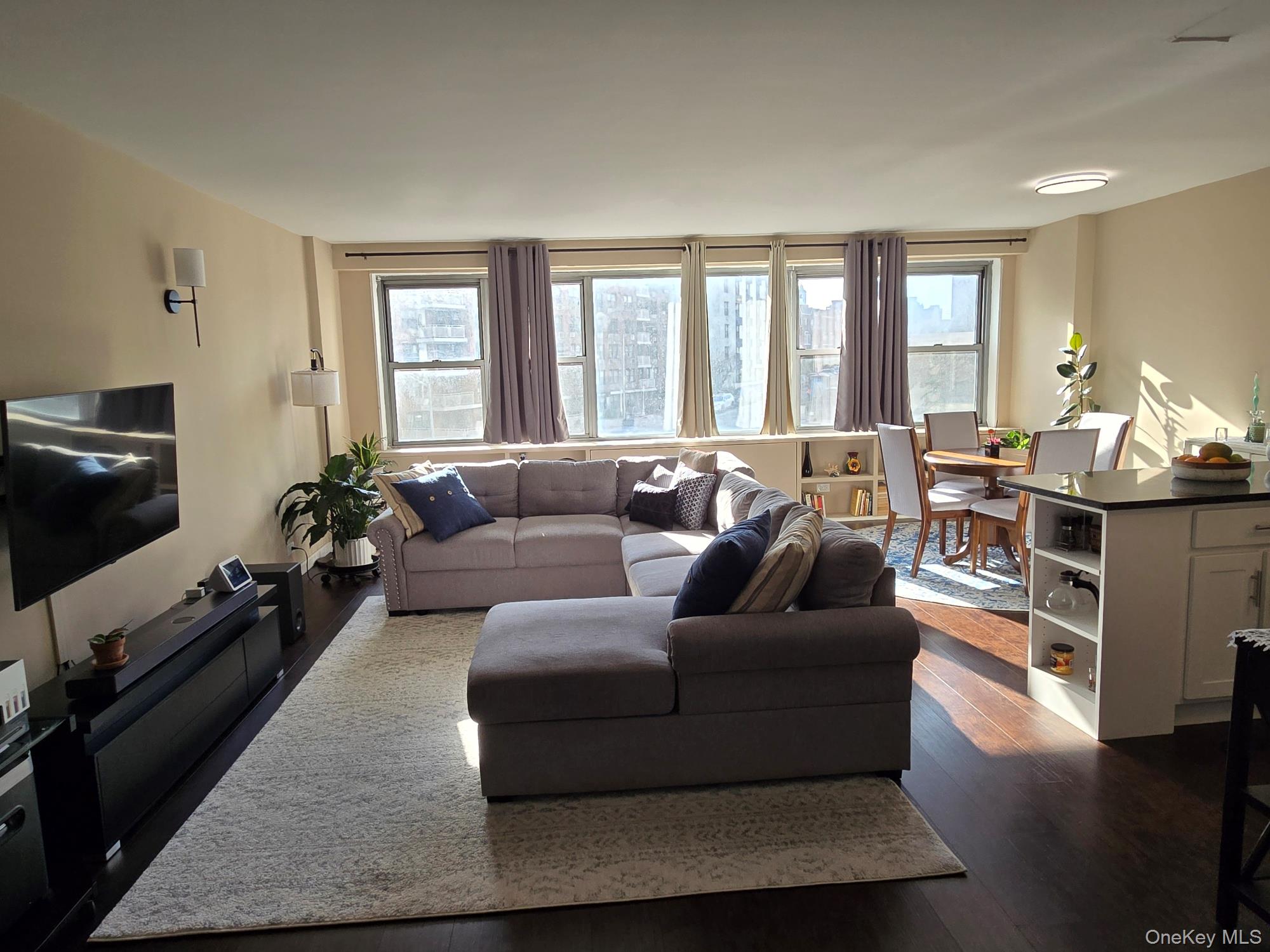 #12 photo, 125-10 Queens Boulevard, Kew Gardens , NY 11415