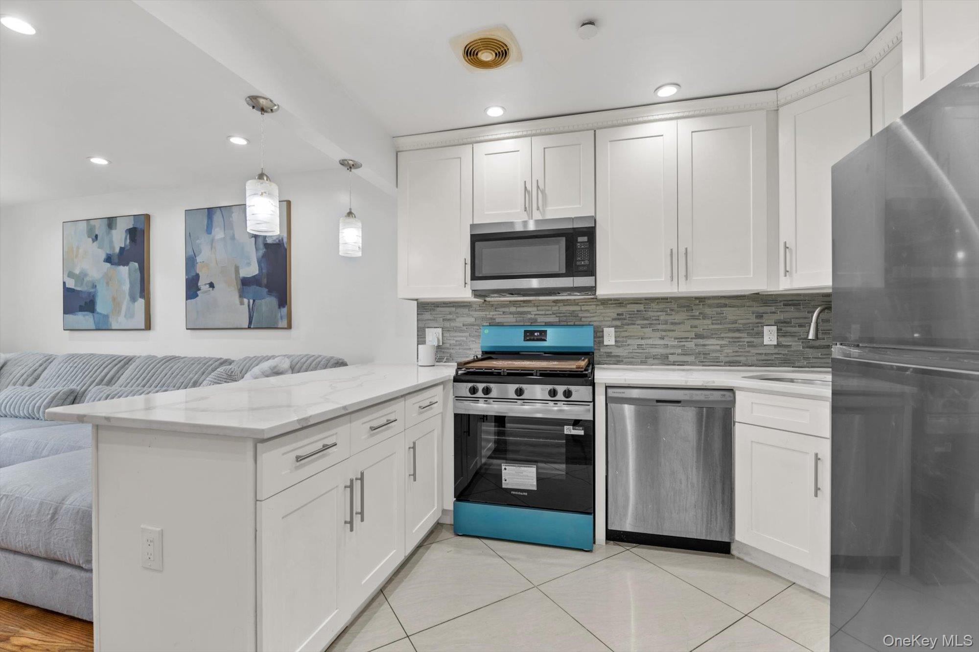 #13 photo, 14734 224th Street, Jamaica , NY 11413