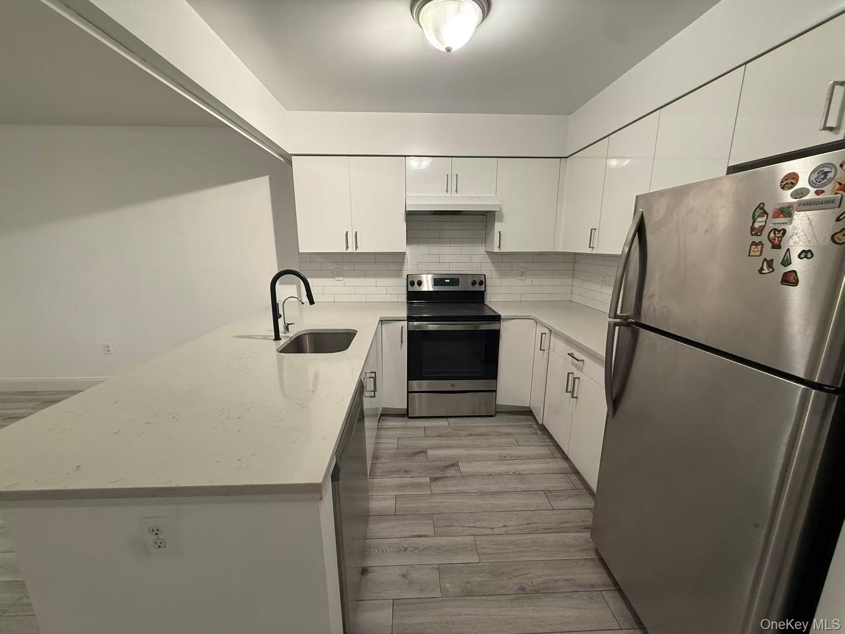 #1 photo, 57-14 Xenia Street, 皇后區 Corona , NY 11368