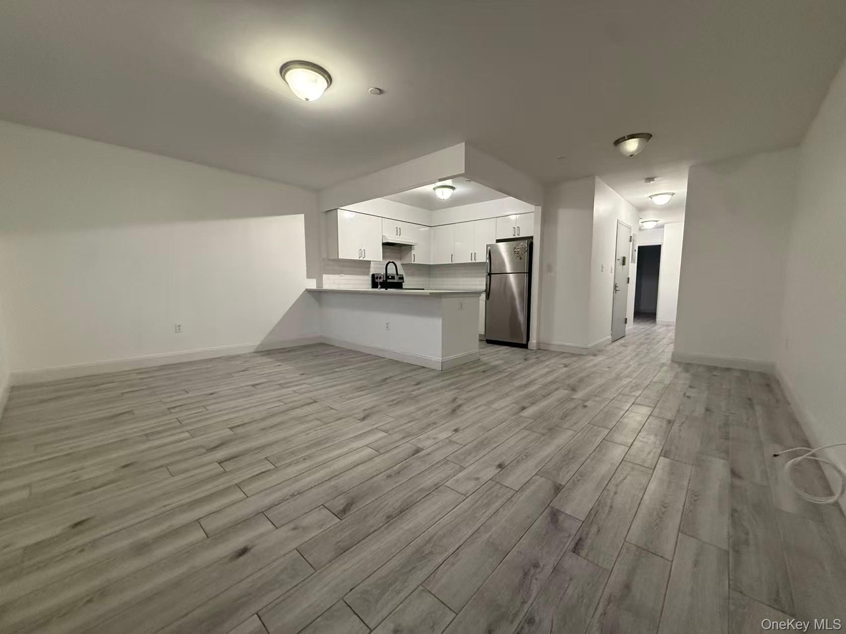 #4 photo, 57-14 Xenia Street, 皇后區 Corona , NY 11368