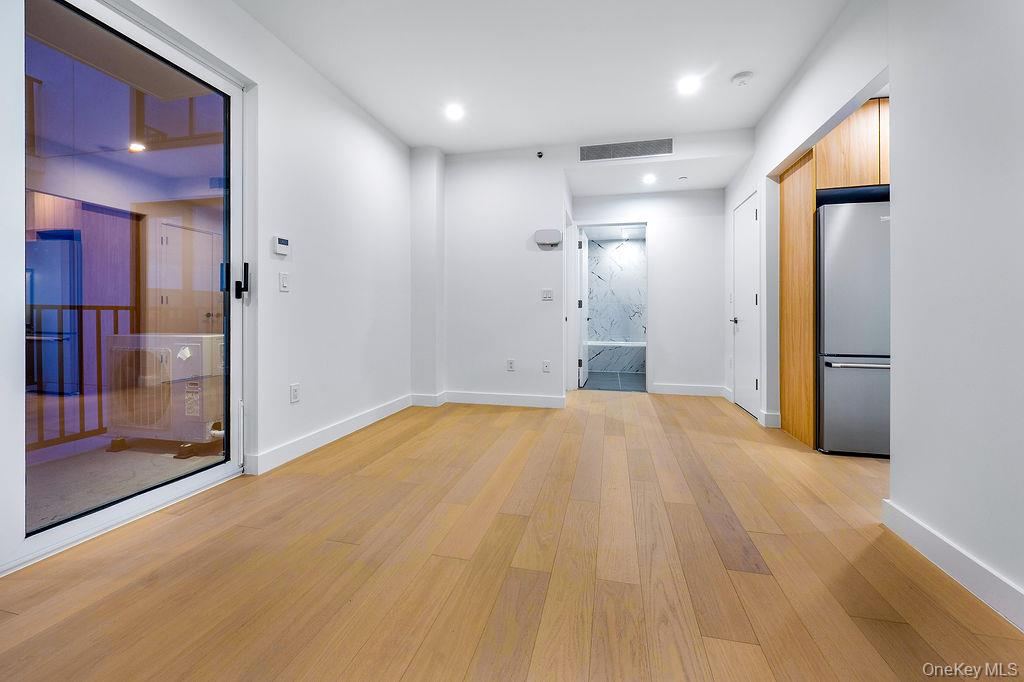 #5 photo, 150-02 Northern Boulevard, Flushing , NY 11354