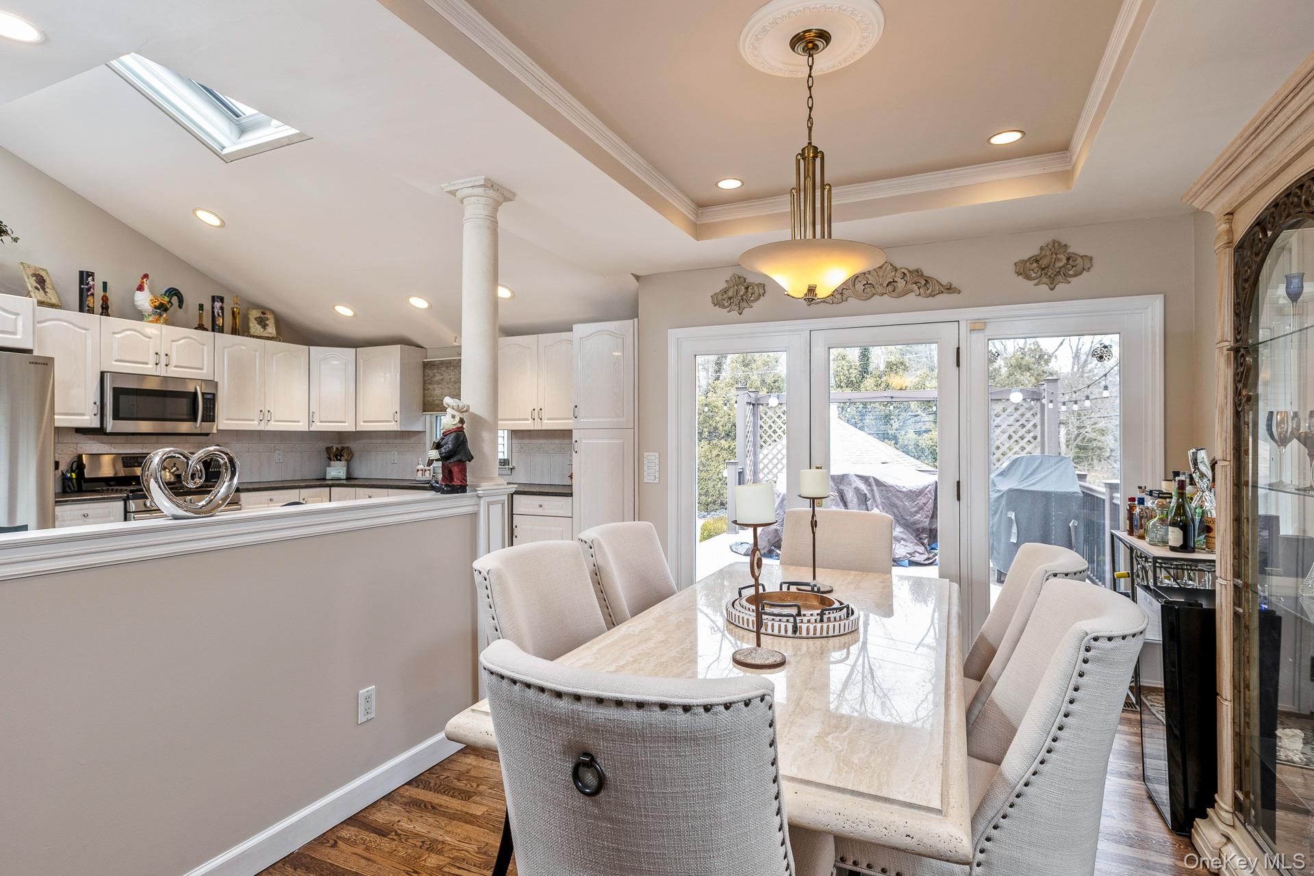 #13 photo, 74 Lauren Avenue, Саффолк ‖ Dix Hills , NY 11746