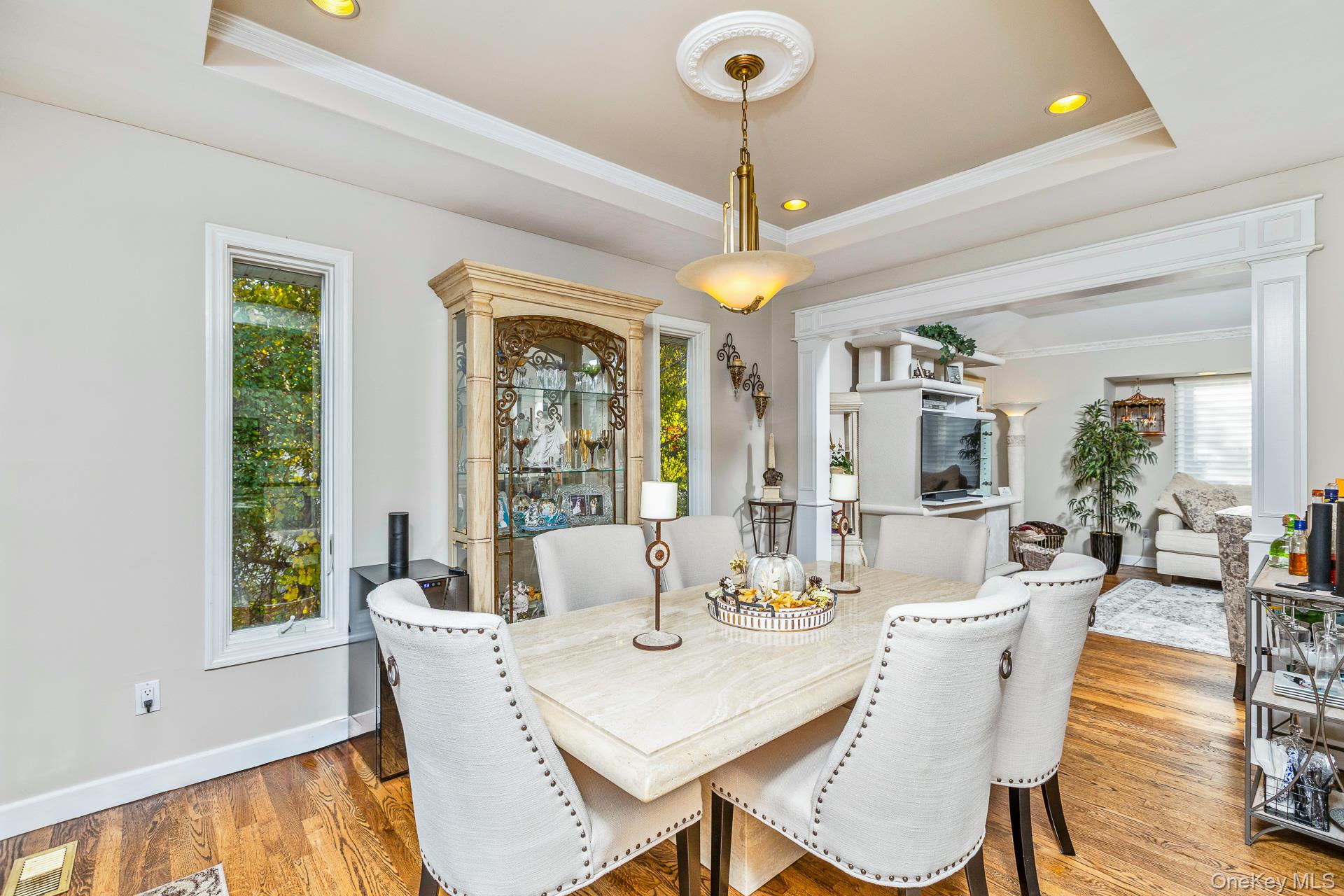 #14 photo, 74 Lauren Avenue, Саффолк ‖ Dix Hills , NY 11746