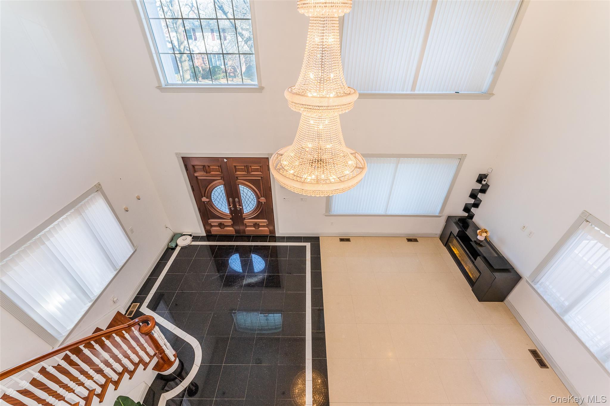 #16 photo, 5312 199th Street, קווינס Fresh Meadows , NY 11365