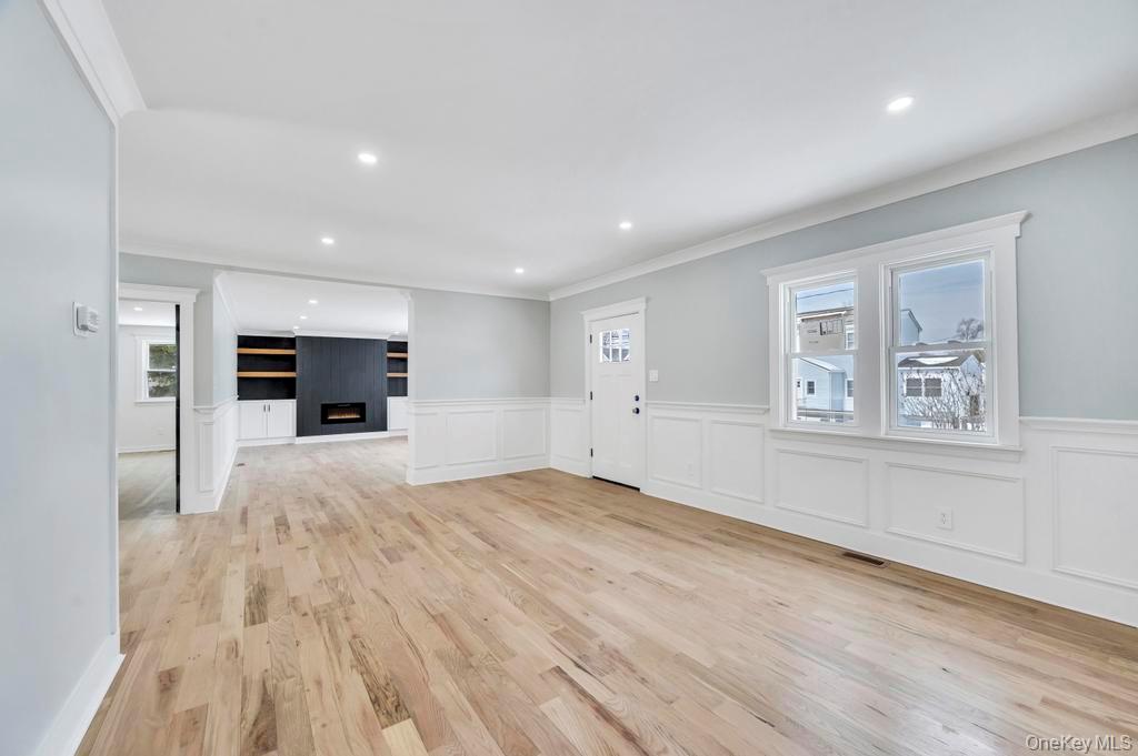 #8 photo, 74 Lincoln Avenue, Islip Terrace , NY 11752