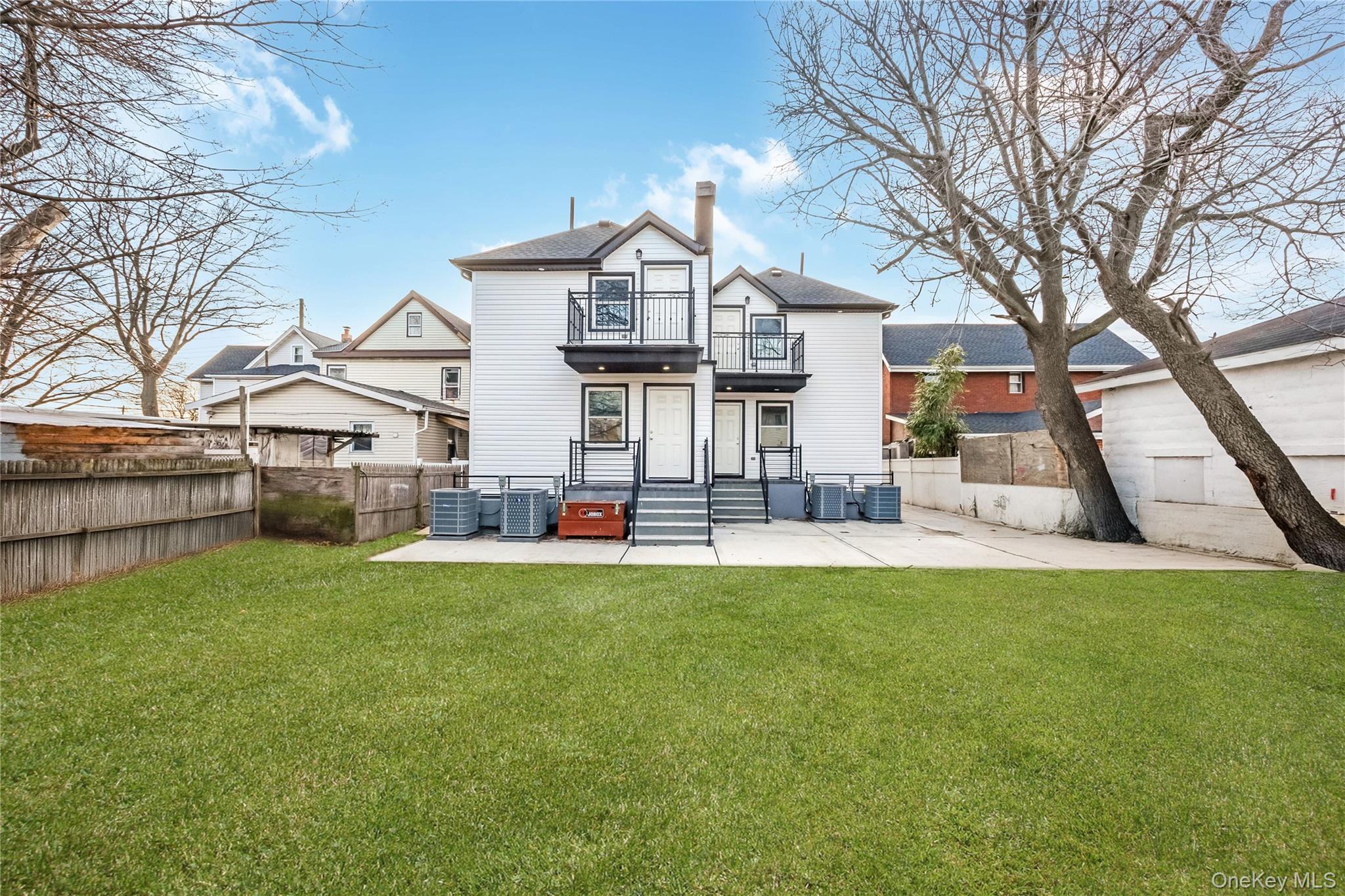 #4 photo, 14521 GUY R BREWER Boulevard, Springfield Gardens , NY 11434