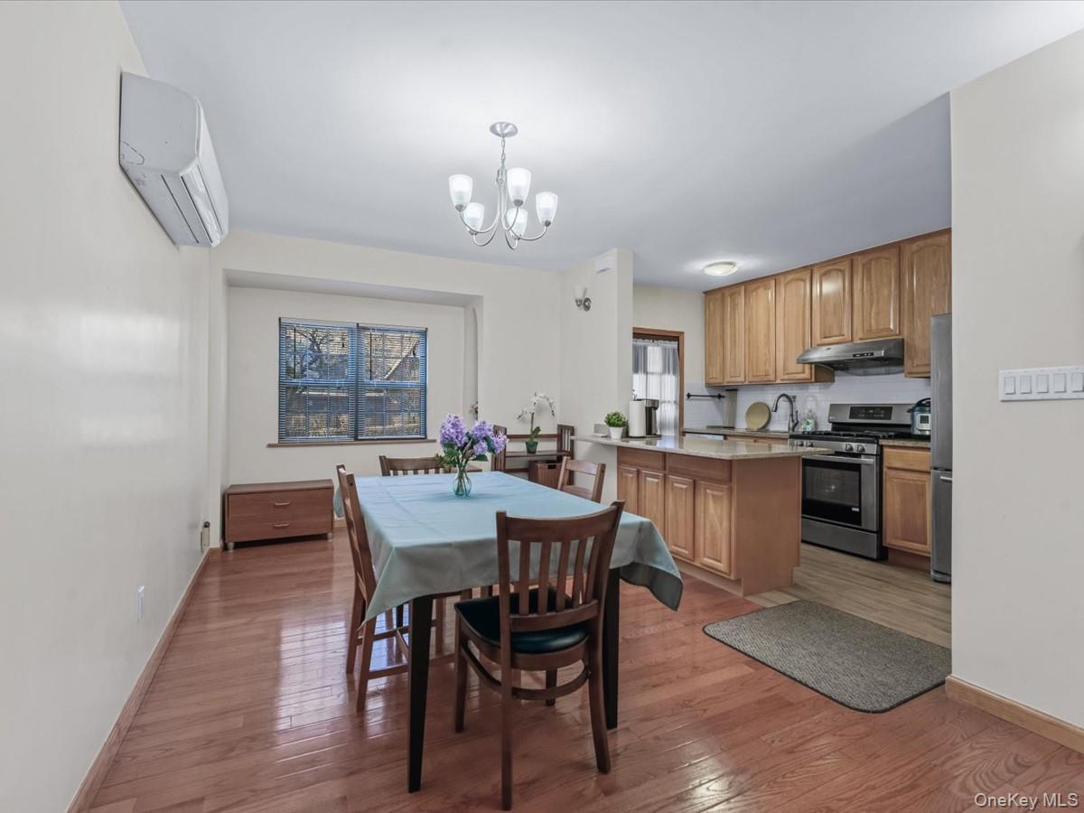 #6 photo, 11109 75th Road, Forest Hills , NY 11375