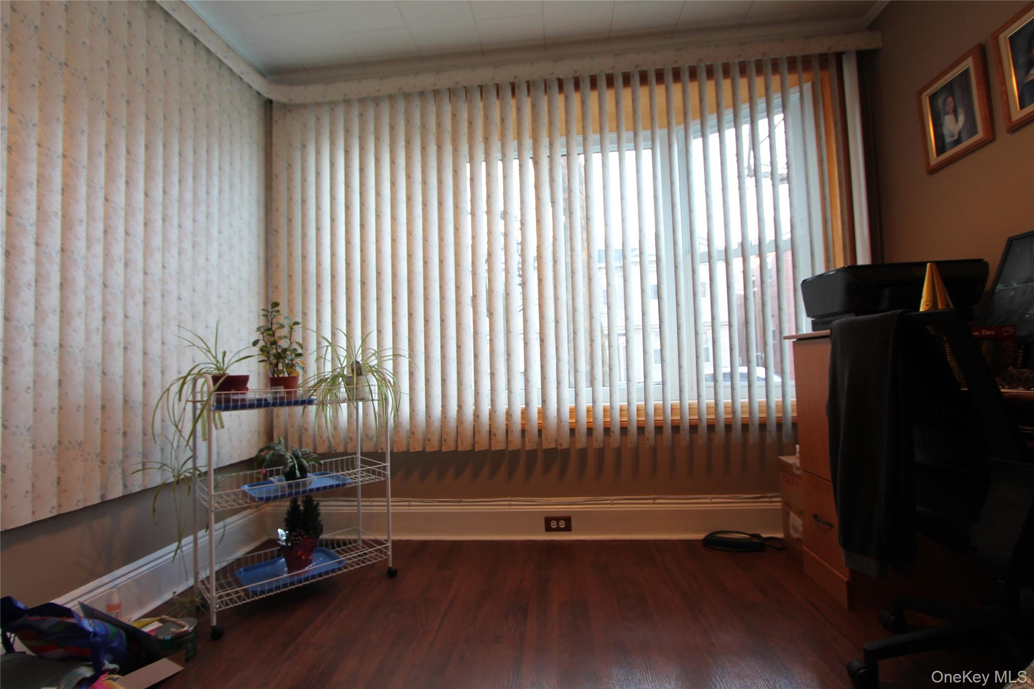 #3 photo, 69-23 64th Place, Glendale , NY 11385