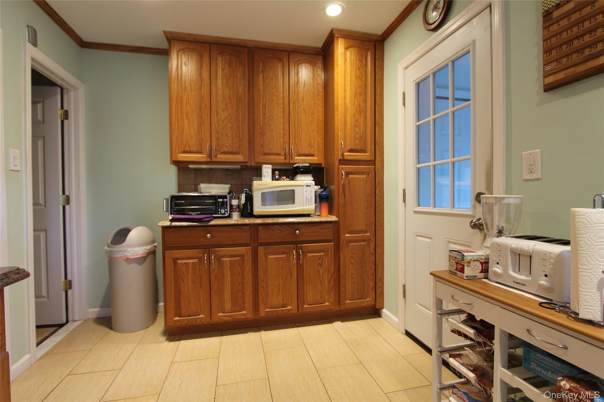 #7 photo, 69-23 64th Place, Glendale , NY 11385