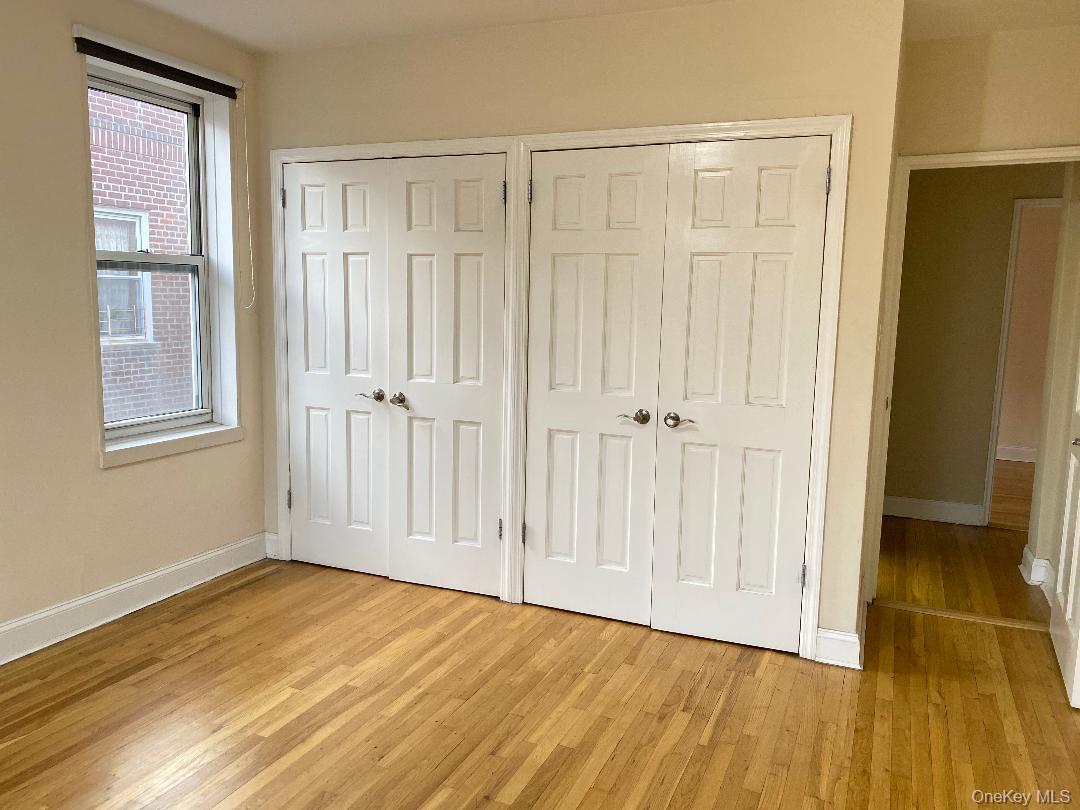 #3 photo, 104-20 68th Drive, קווינס Forest Hills , NY 11375