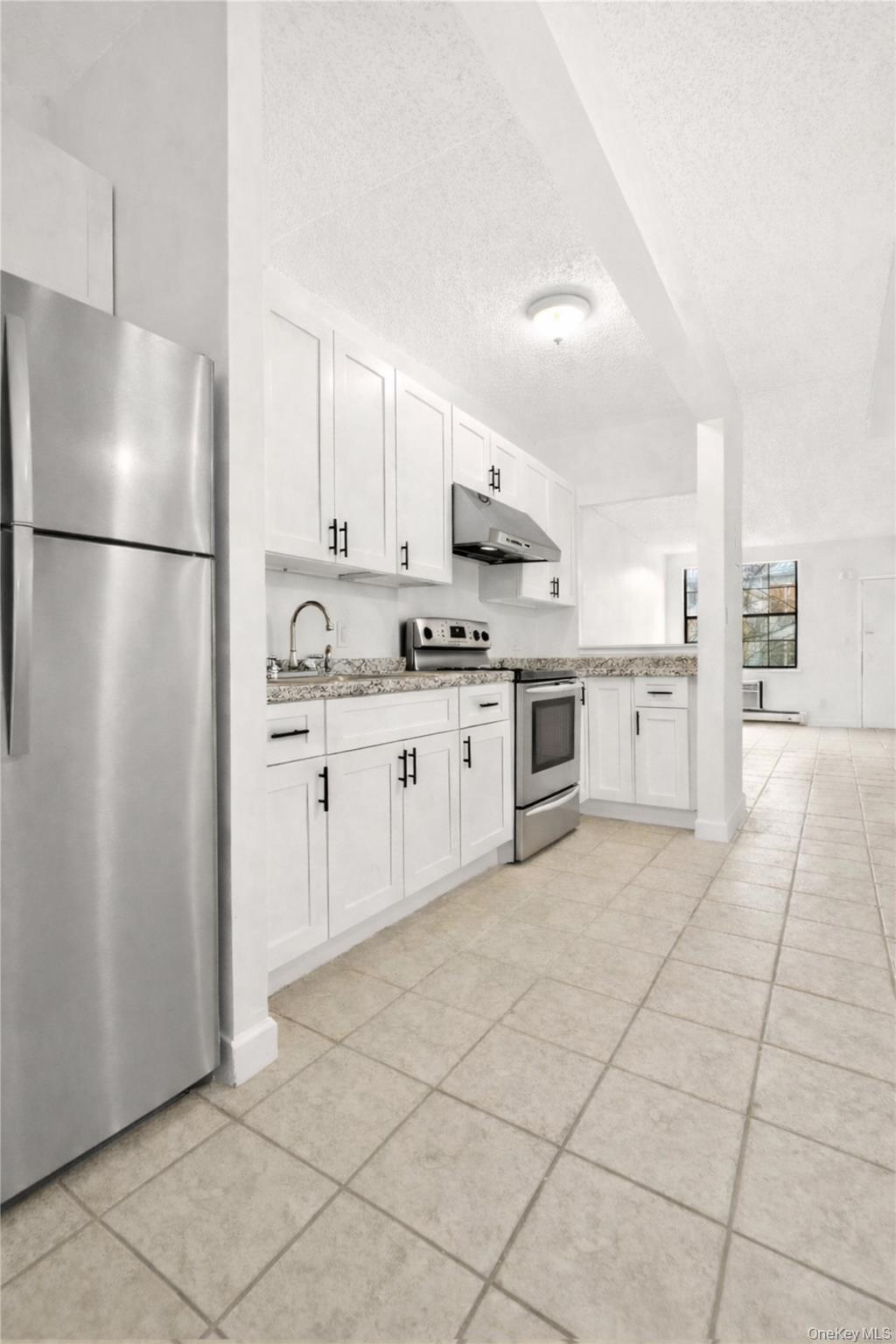 #12 photo, 749 Saint Anns Avenue, הברונקס Bronx , NY 10456