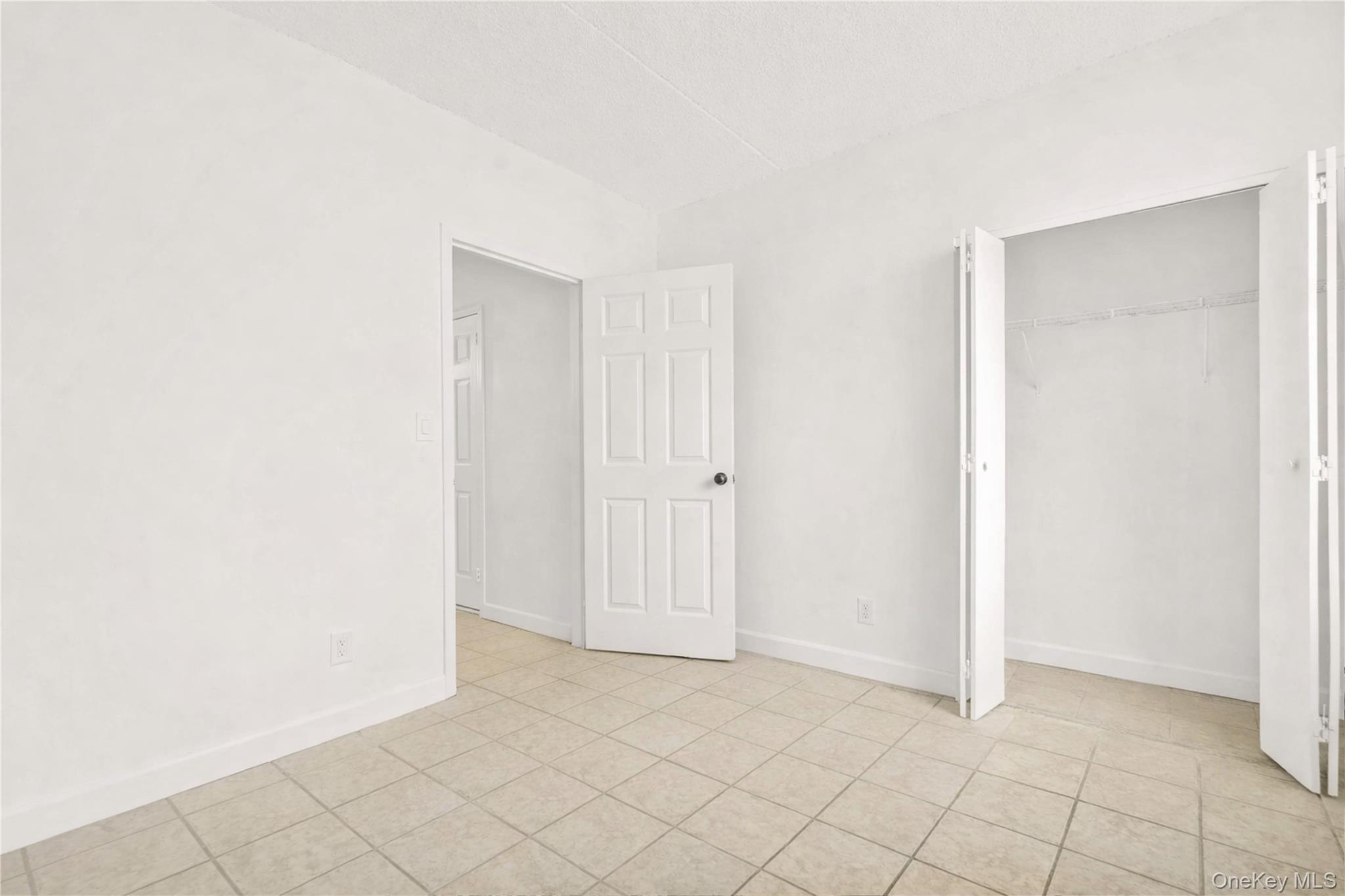 #9 photo, 749 Saint Anns Avenue, הברונקס Bronx , NY 10456