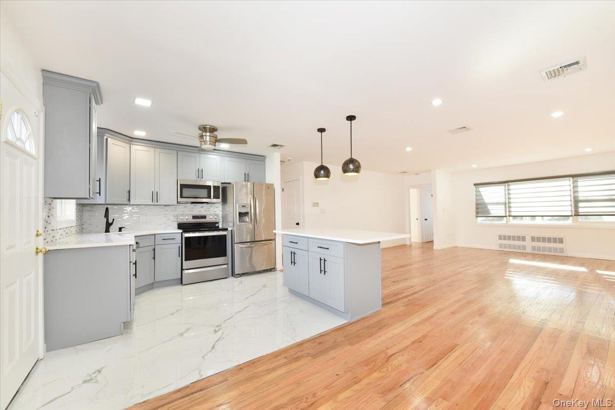 #12 photo, 1510 Rica Place, Нассау ‖ Valley Stream , NY 11580