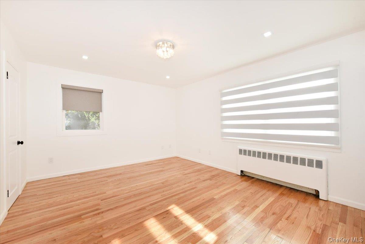 #13 photo, 1510 Rica Place, Нассау ‖ Valley Stream , NY 11580