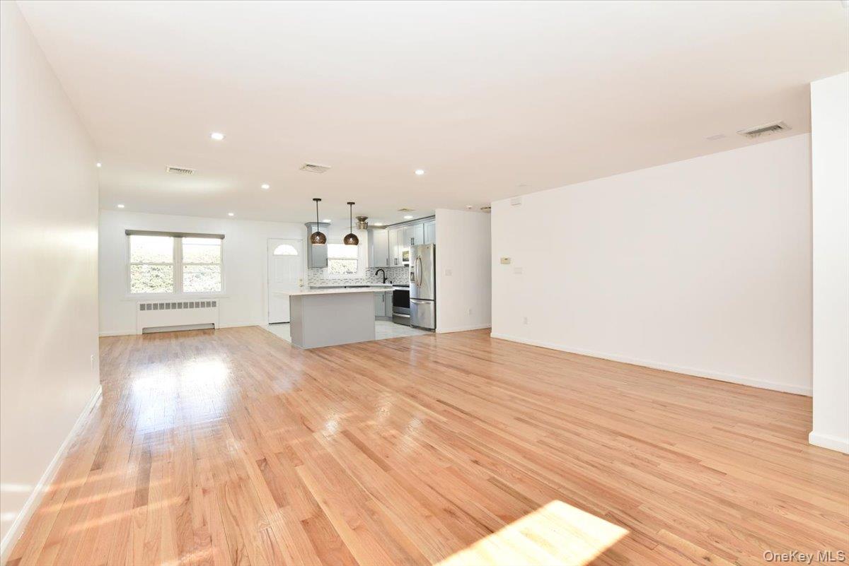 #6 photo, 1510 Rica Place, Нассау ‖ Valley Stream , NY 11580