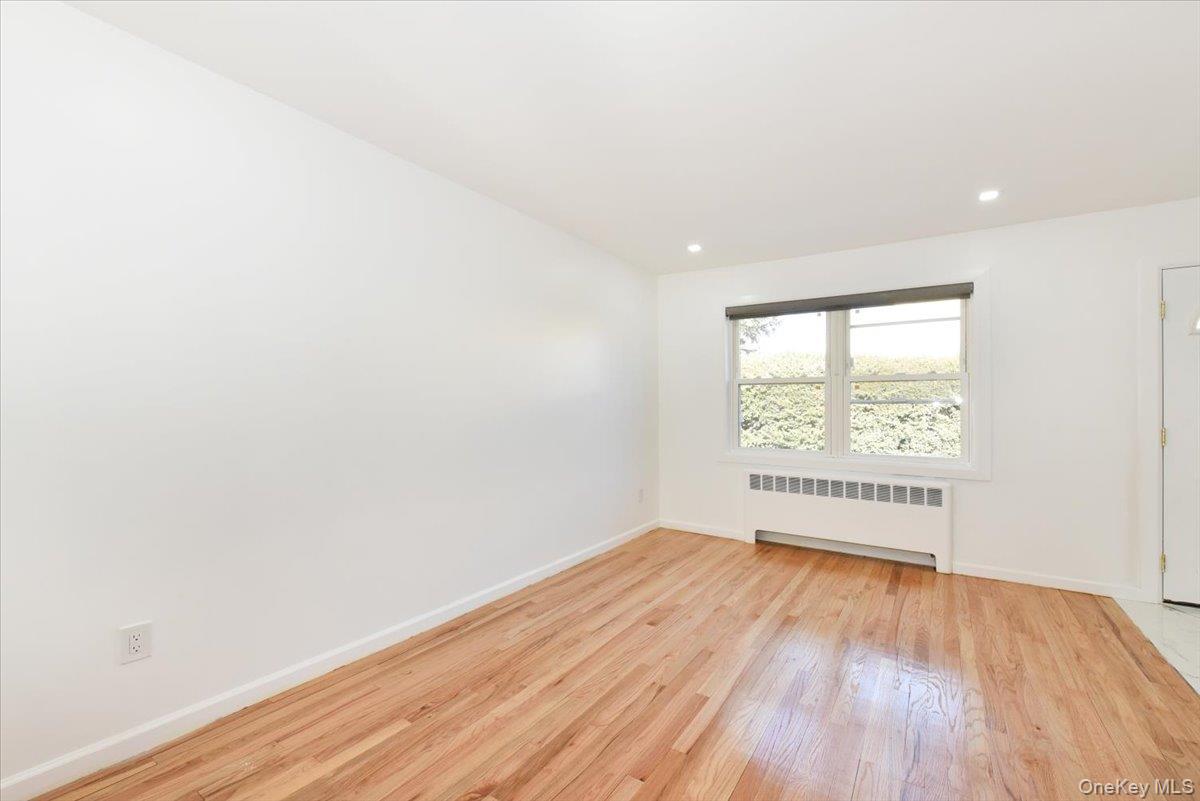 #8 photo, 1510 Rica Place, Нассау ‖ Valley Stream , NY 11580