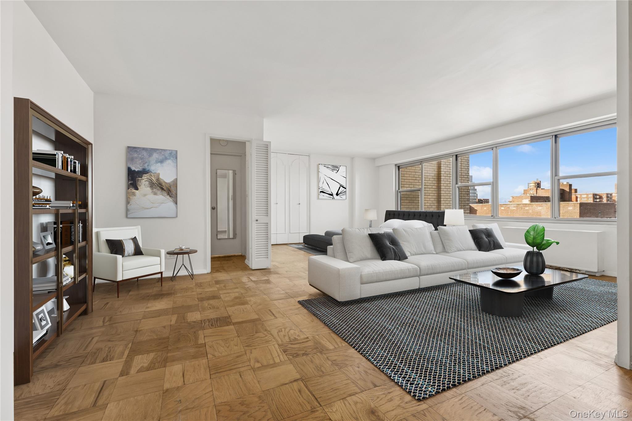 #2 photo, 110-11 Queens Boulevard, קווינס Forest Hills , NY 11375