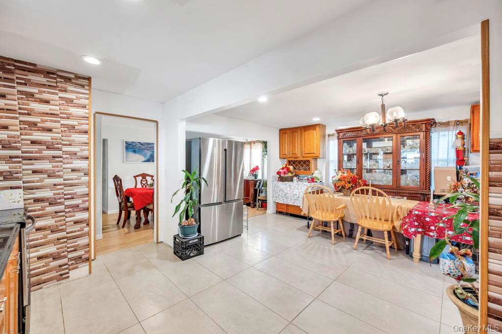 #17 photo, 622 Wyngate Drive, Valley Stream , NY 11580